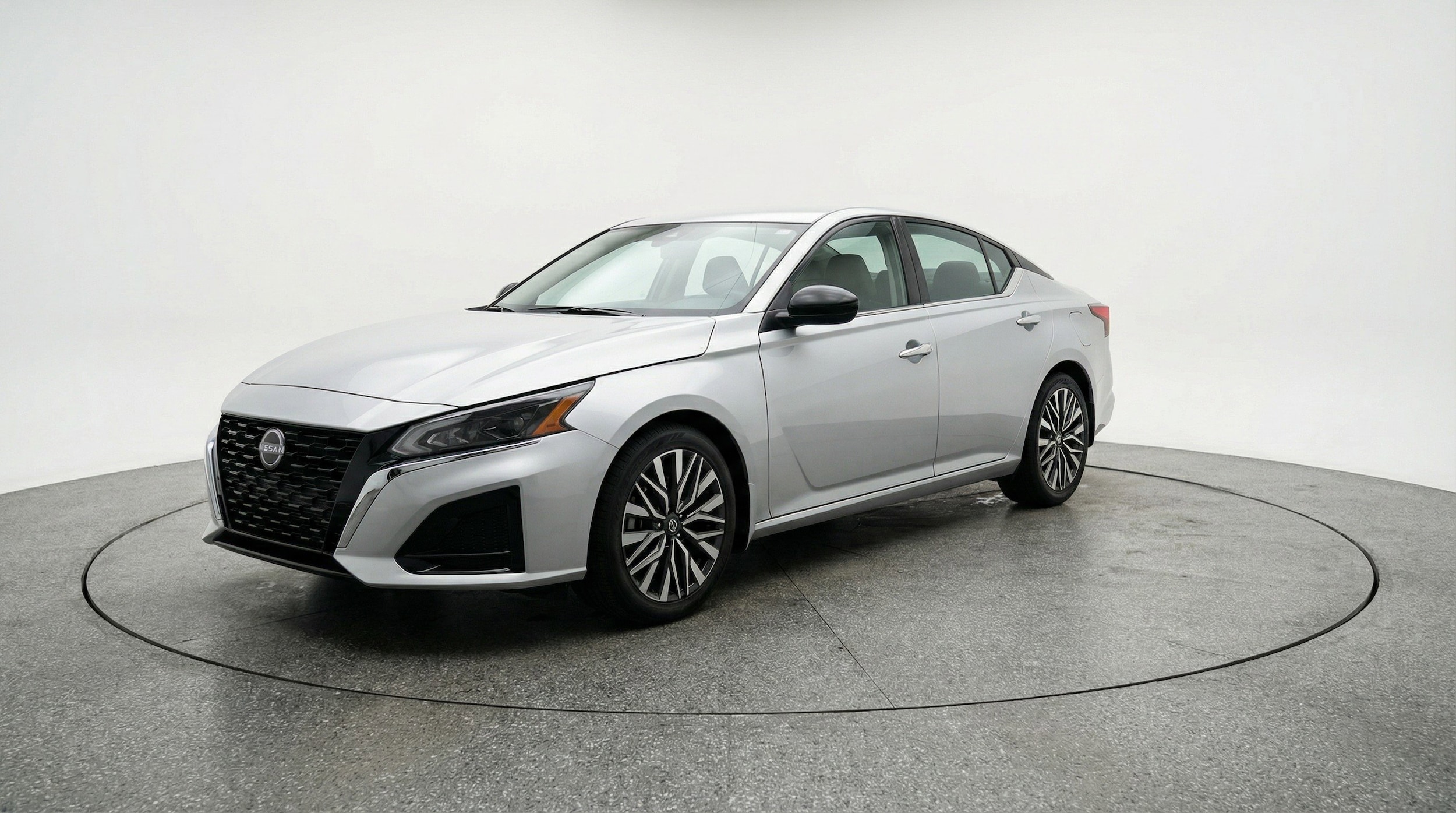 Thumbnail: 2025 Nissan Altima - 3