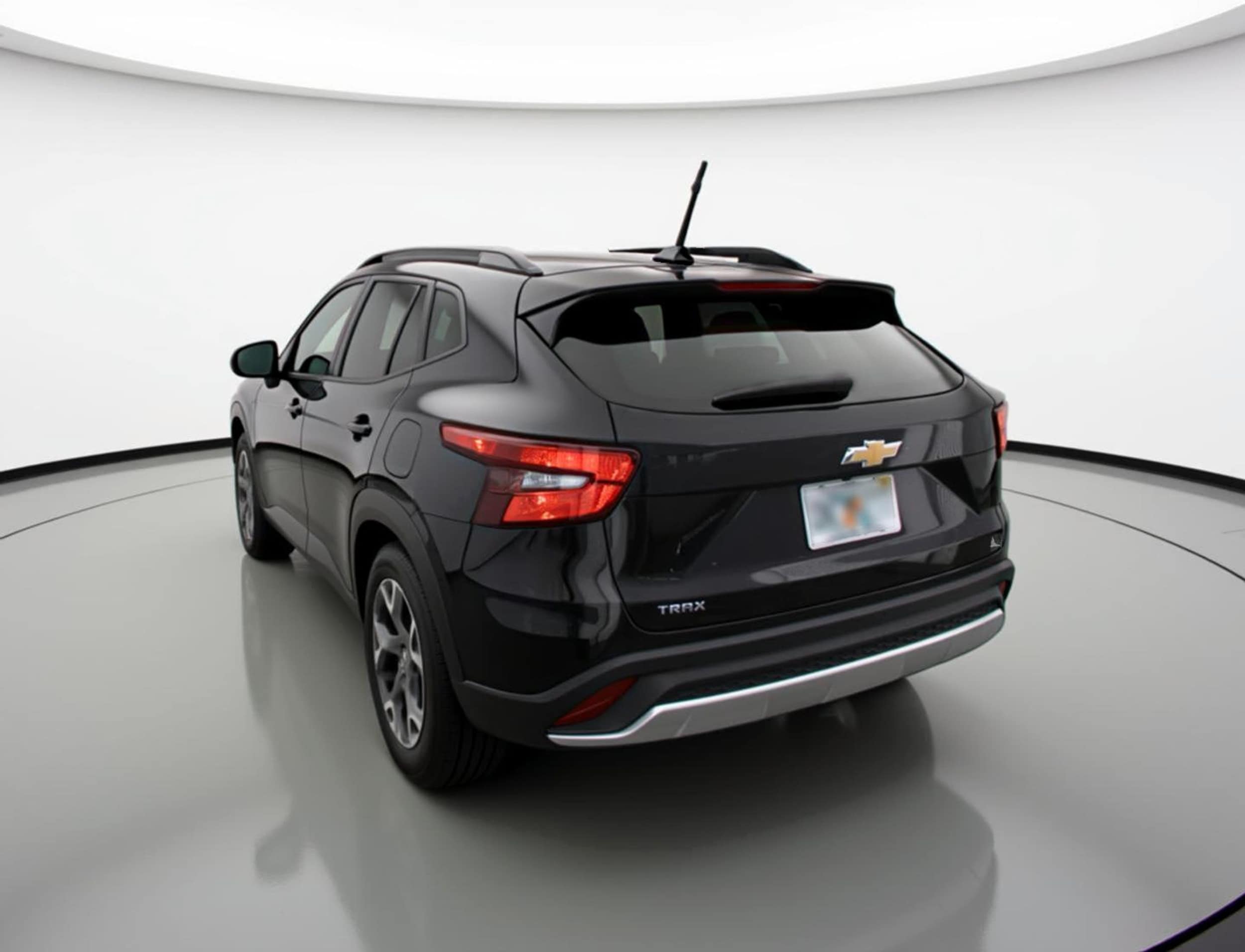 Thumbnail: 2025 Chevrolet Trax - 5