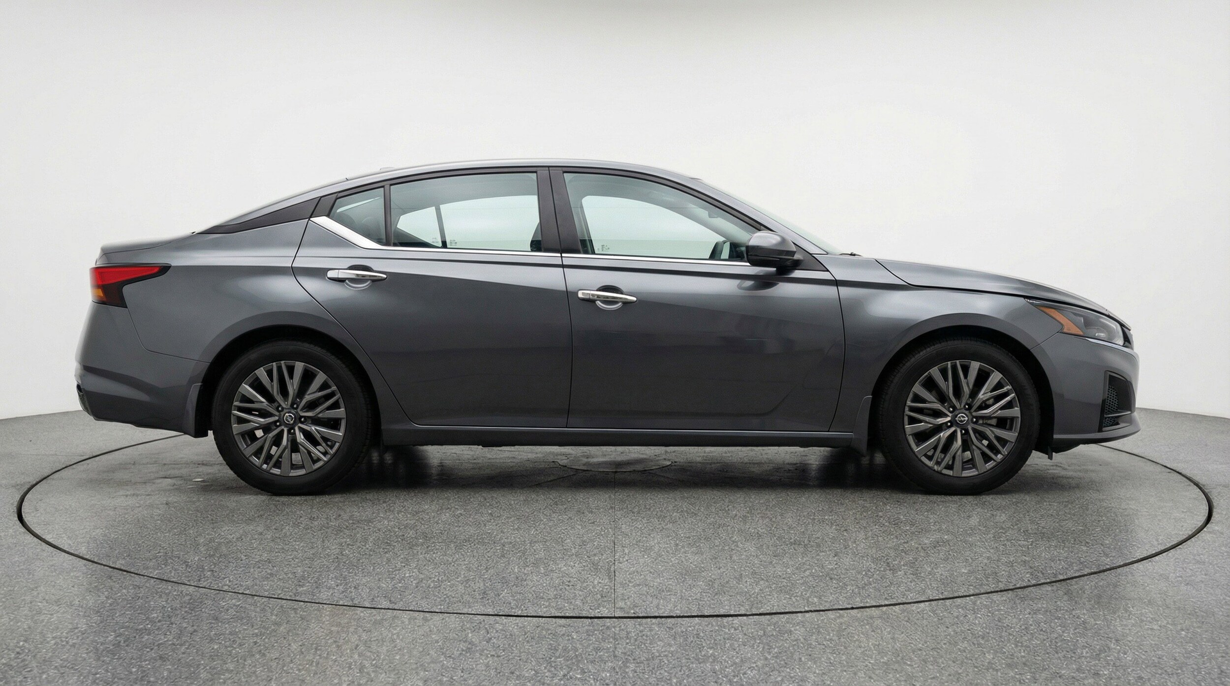 Thumbnail: 2025 Nissan Altima - 11