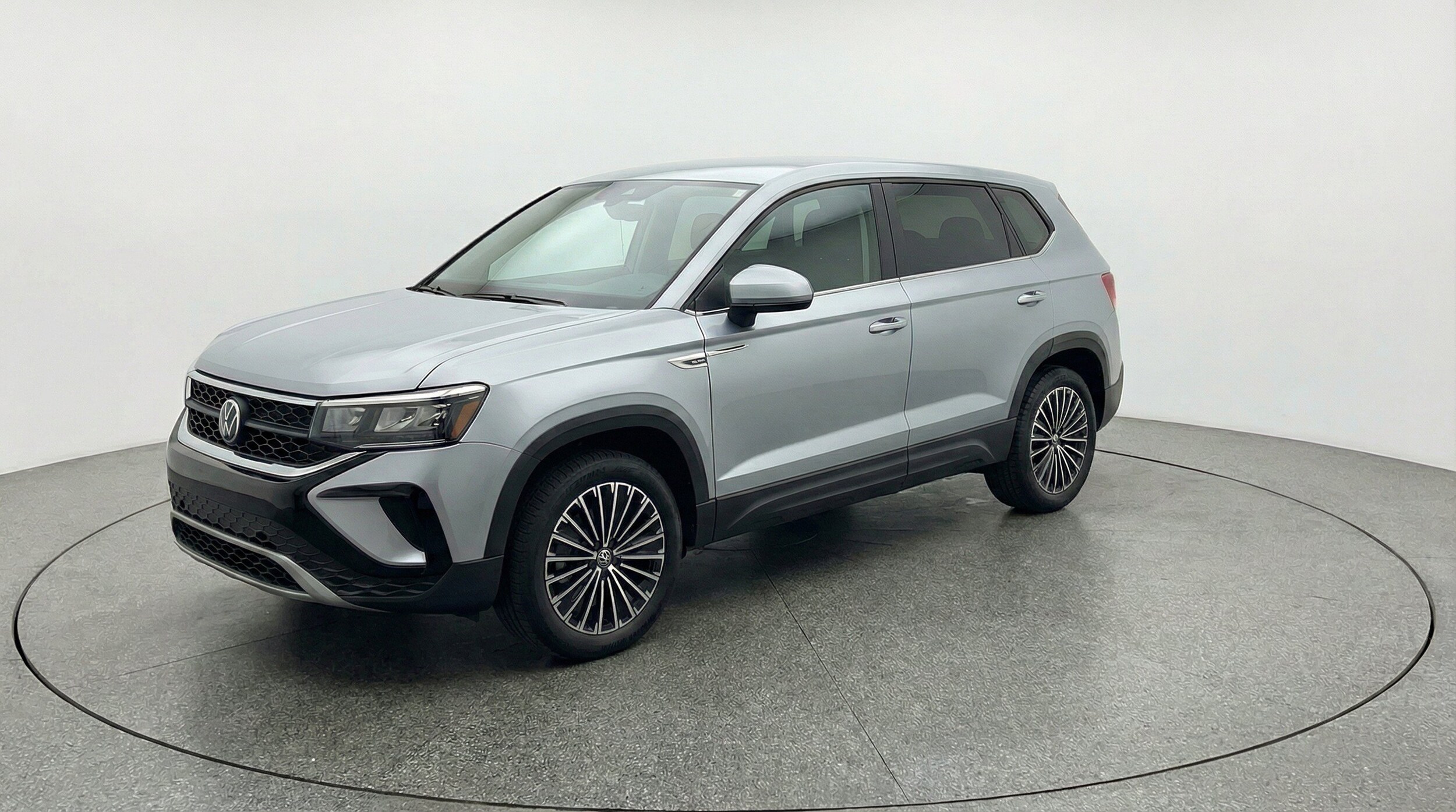 Thumbnail: 2026 Volkswagen Taos - 3