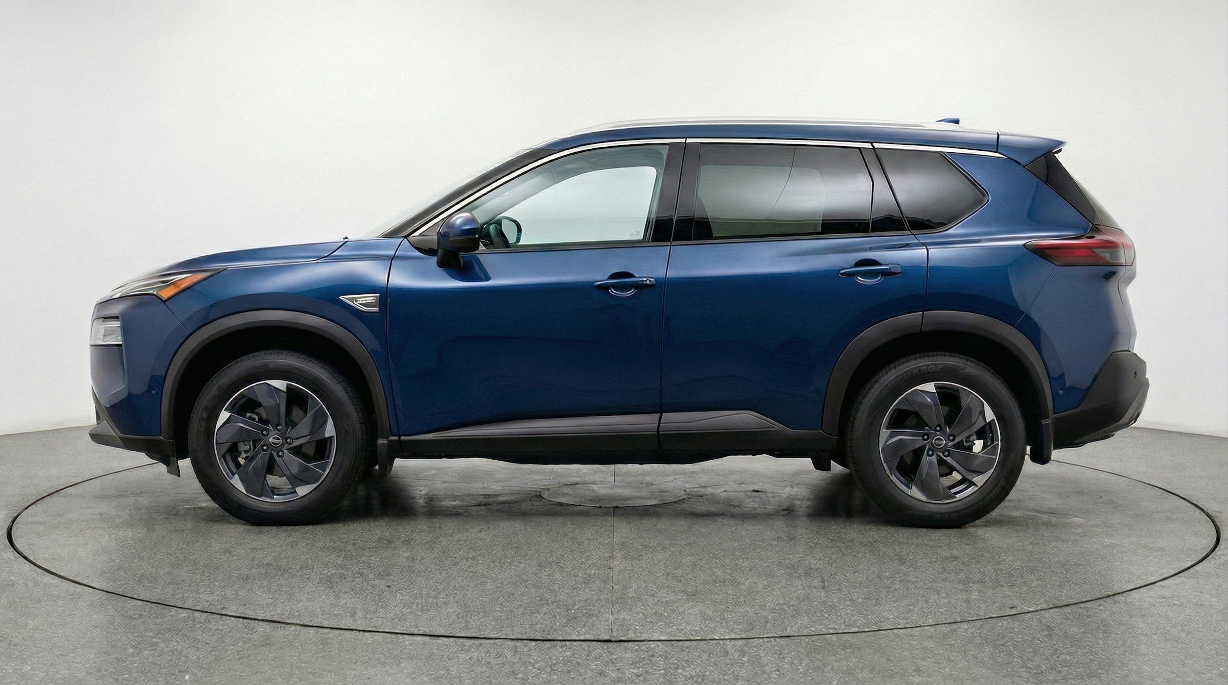 Thumbnail: 2025 Nissan Rogue - 5