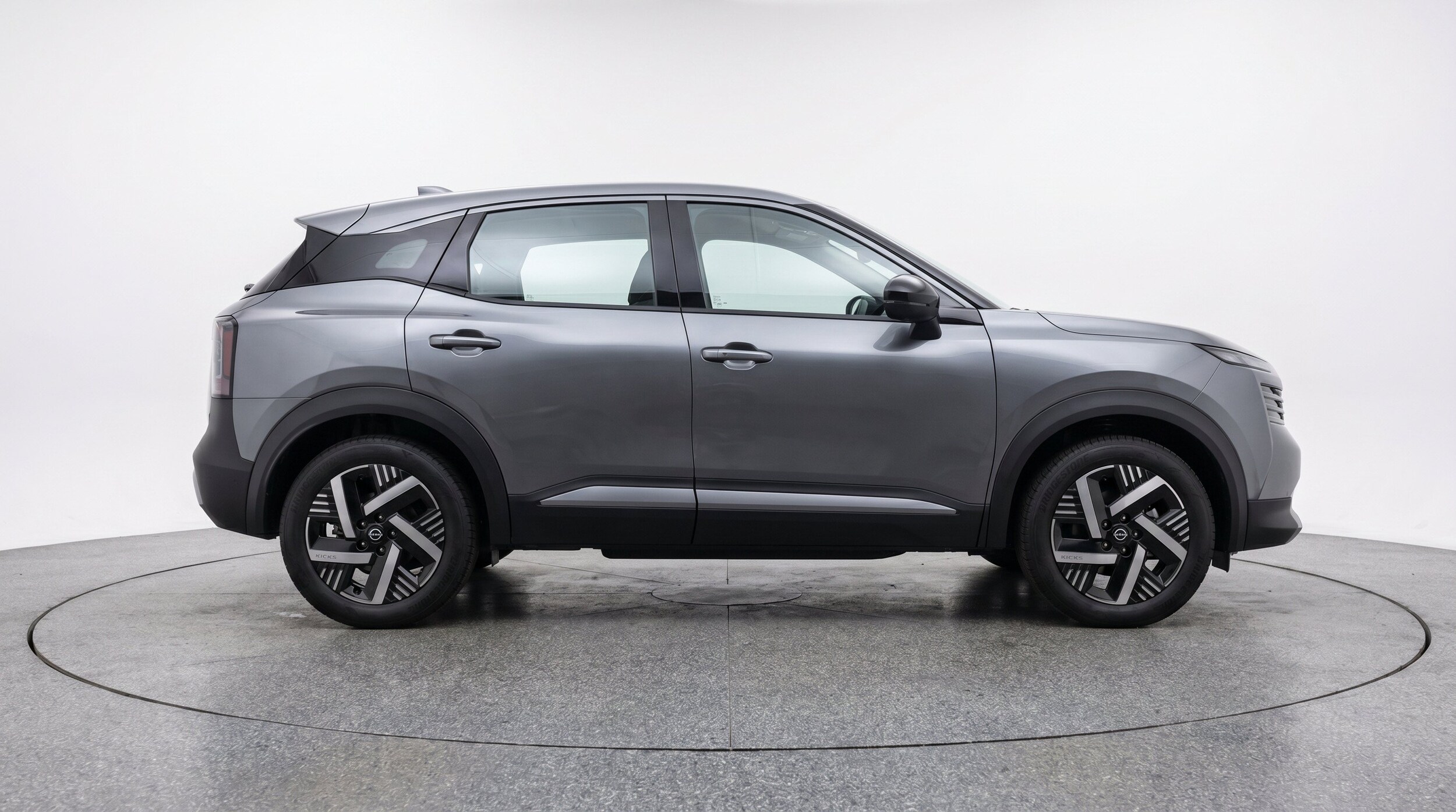 Thumbnail: 2026 Nissan Kicks - 11