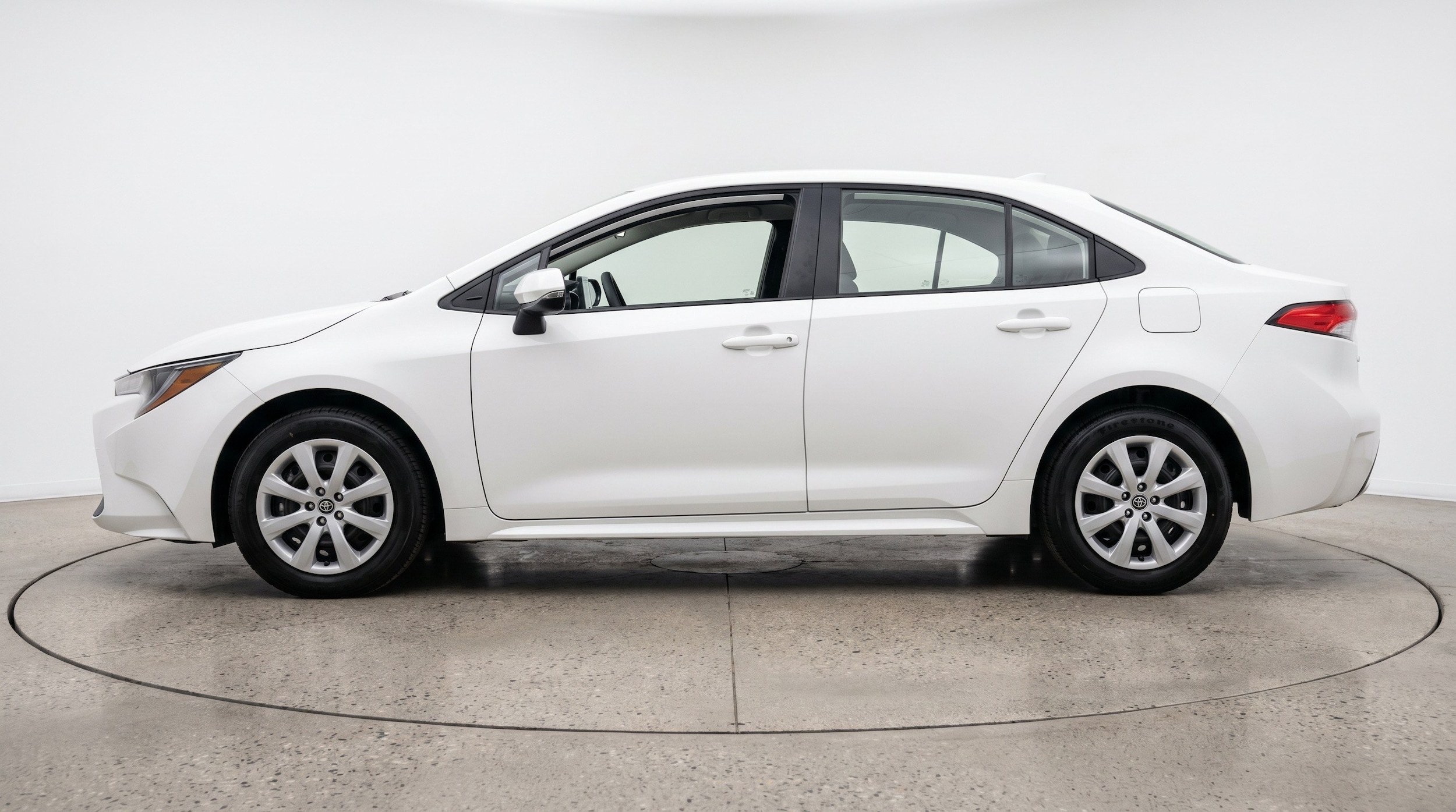 Thumbnail: 2025 Toyota Corolla - 5