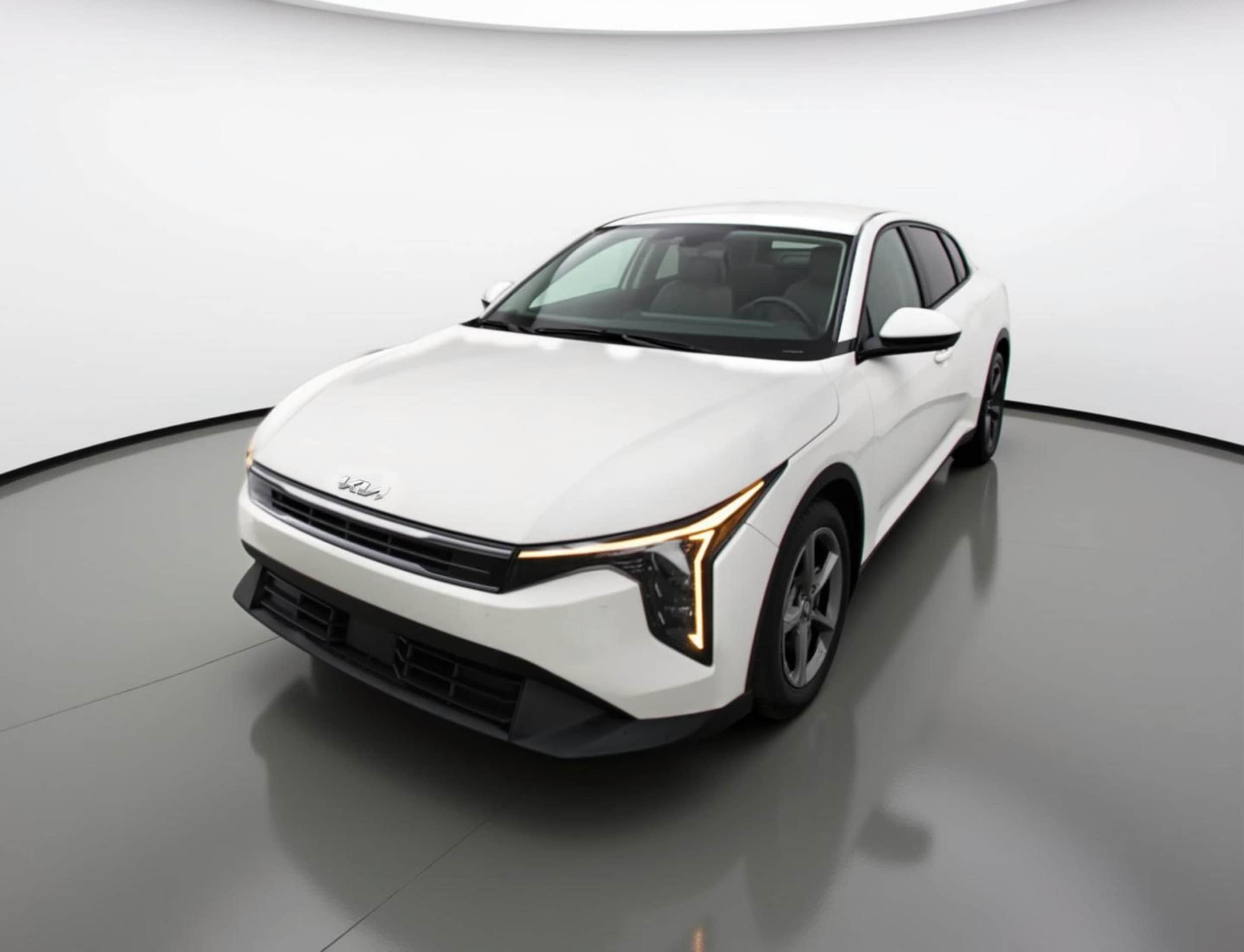 Thumbnail: 2025 Kia K4 - 3