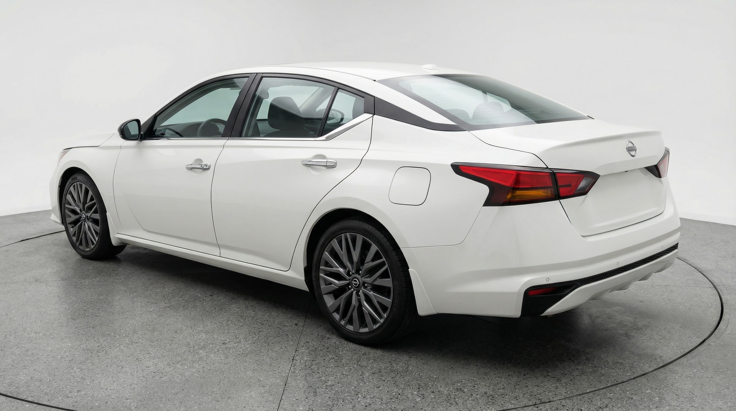 Thumbnail: 2025 Nissan Altima - 5