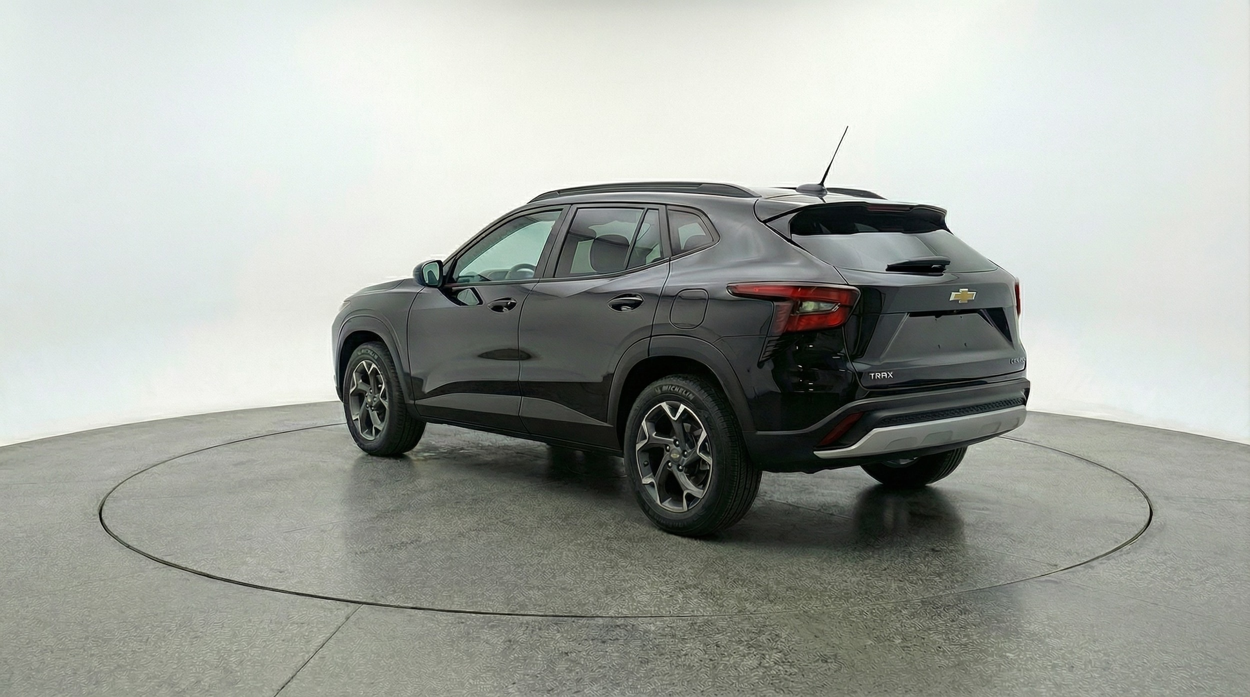 Thumbnail: 2025 Chevrolet Trax - 5