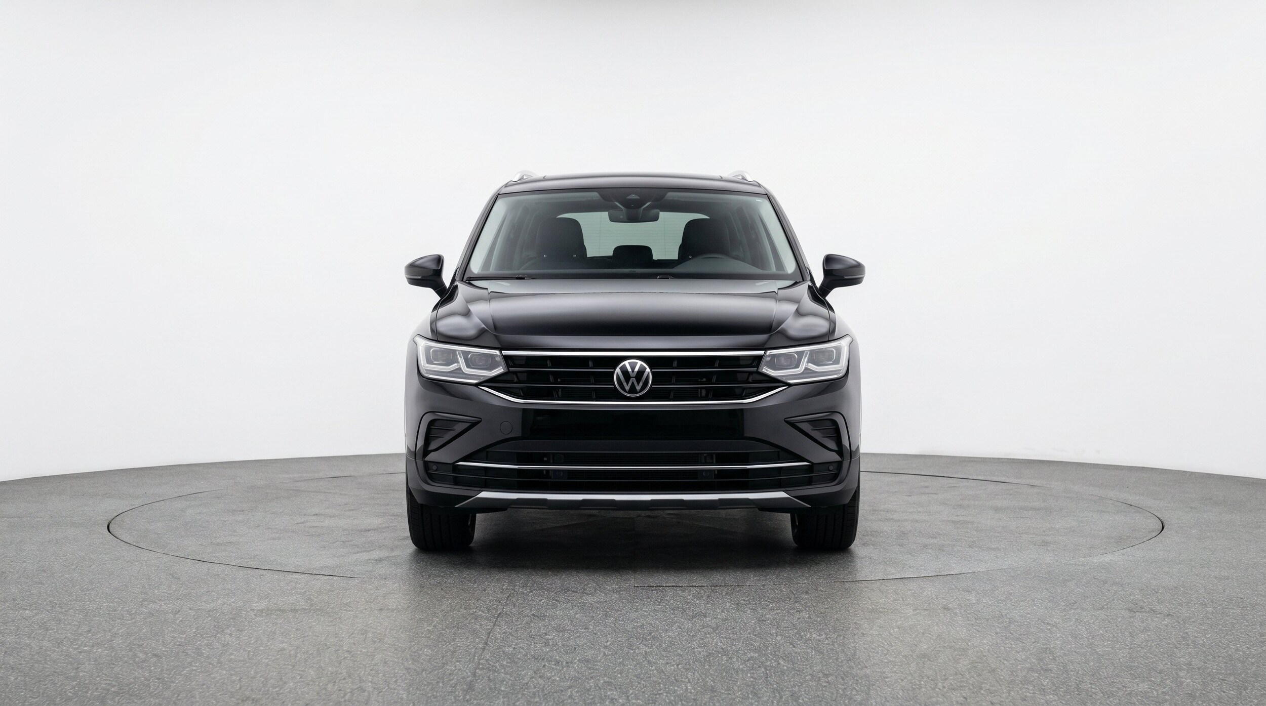Thumbnail: 2026 Volkswagen Tiguan - 2