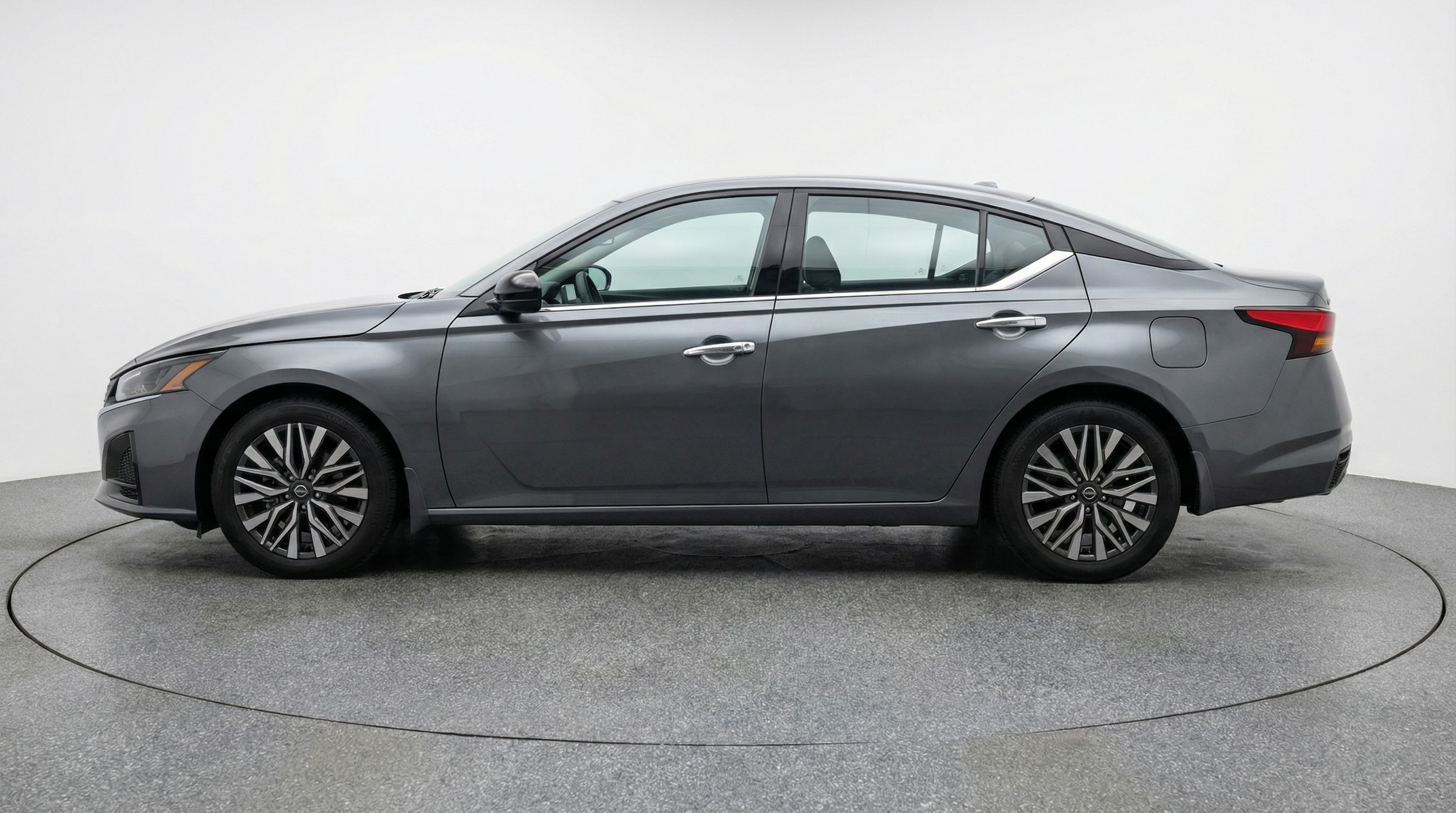 Thumbnail: 2025 Nissan Altima - 4