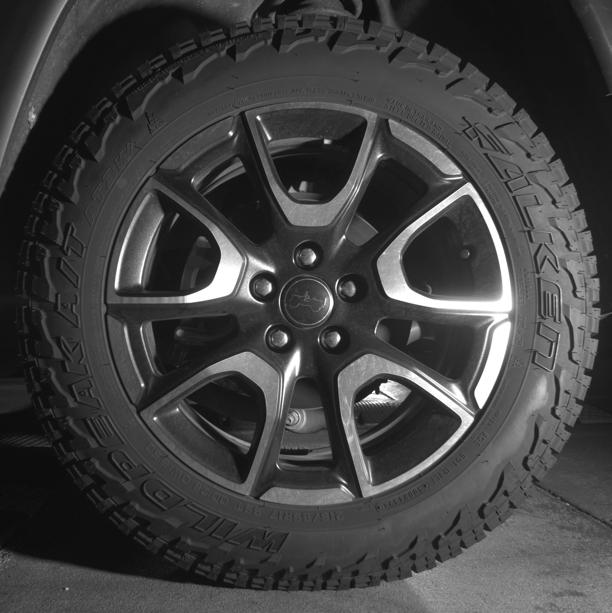 Thumbnail: 2025 Jeep Compass - 14