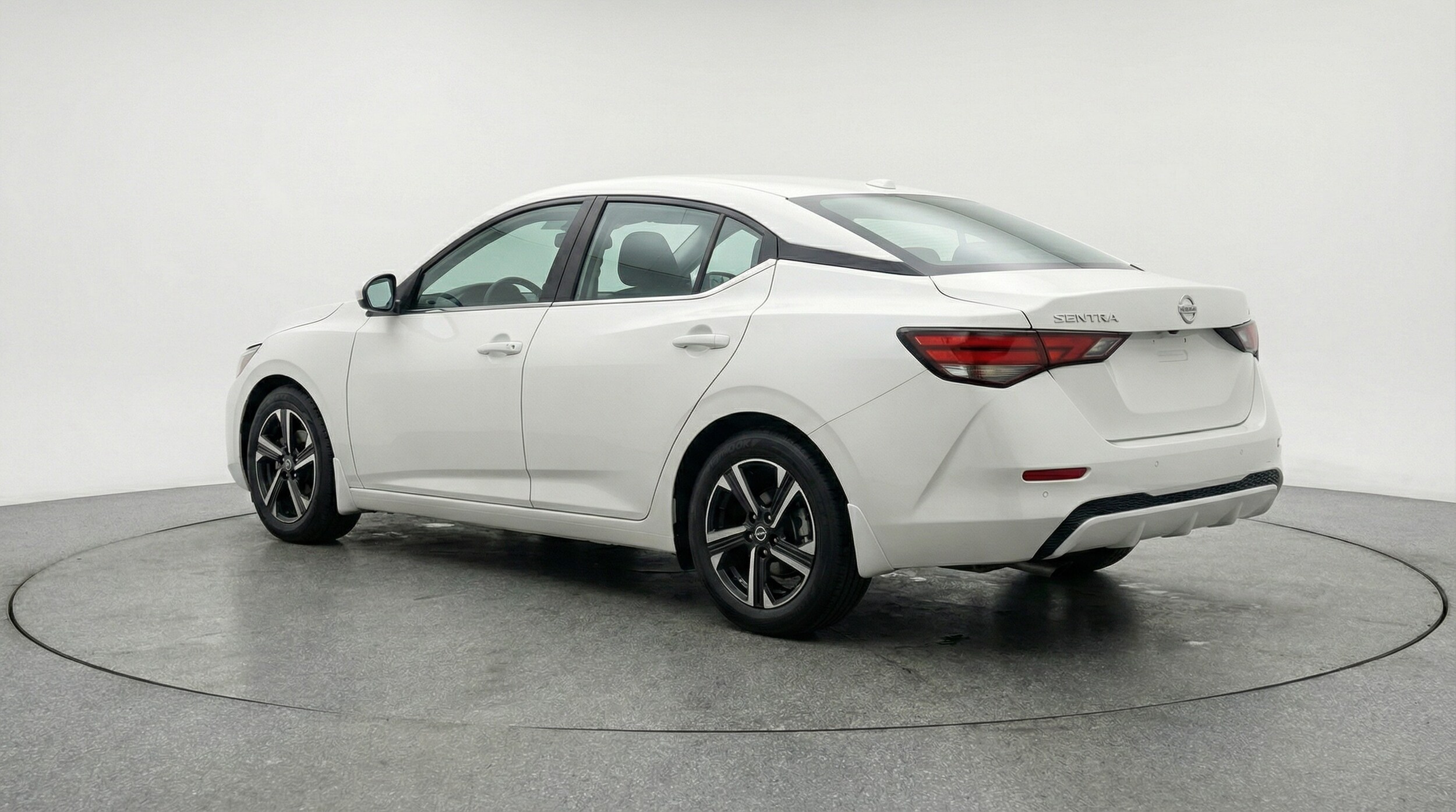 Thumbnail: 2025 Nissan Sentra - 5