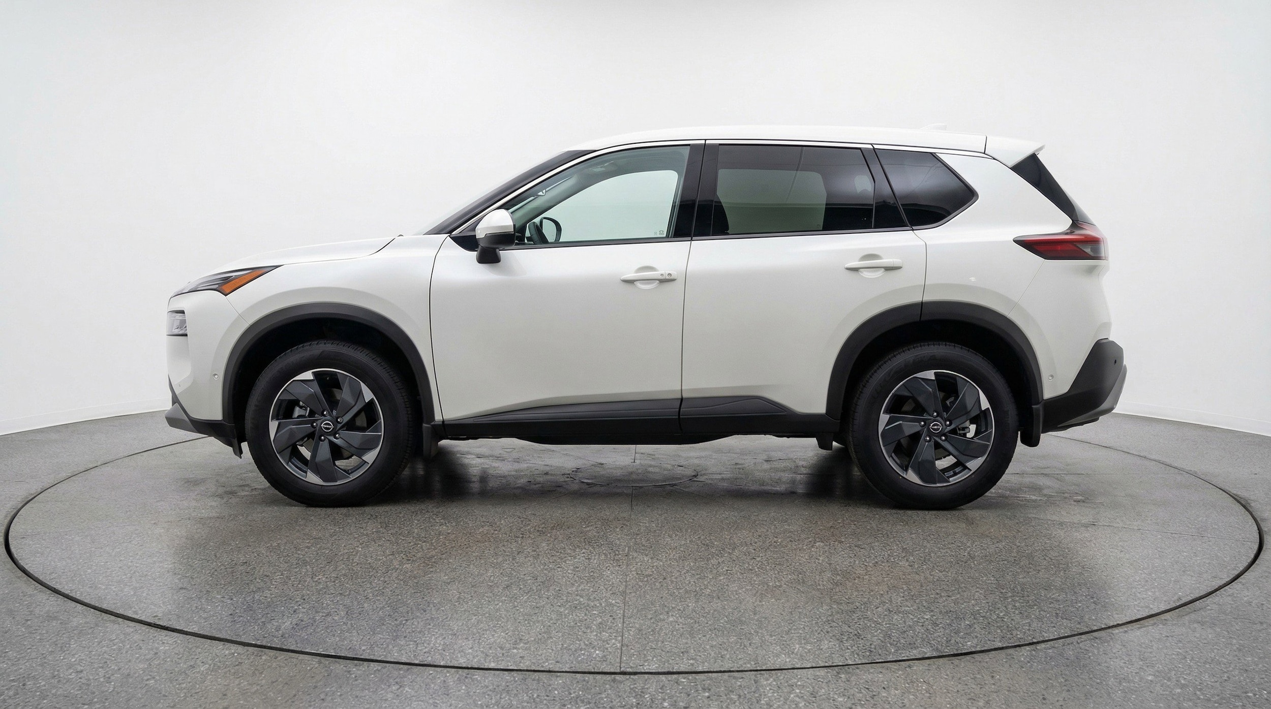 Thumbnail: 2025 Nissan Rogue - 5