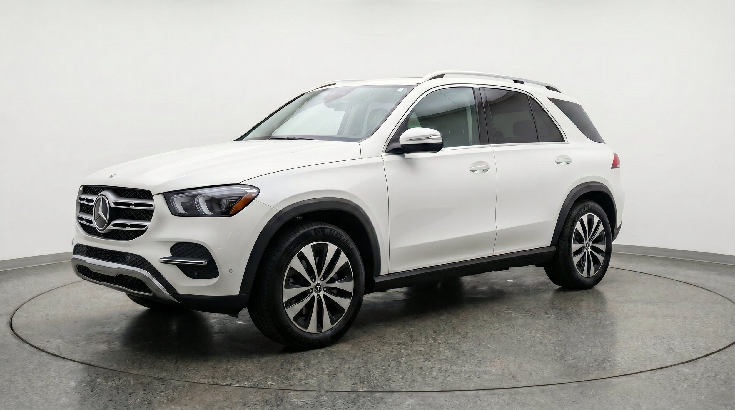 Thumbnail: 2026 Mercedes-Benz GLE - 3