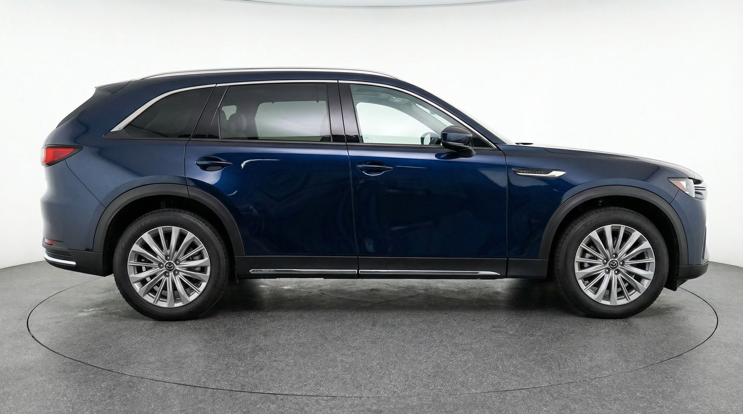 Thumbnail: 2025 Mazda CX-90 - 8