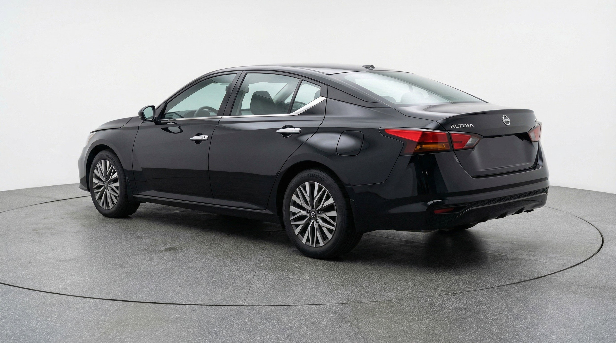 Thumbnail: 2025 Nissan Altima - 6