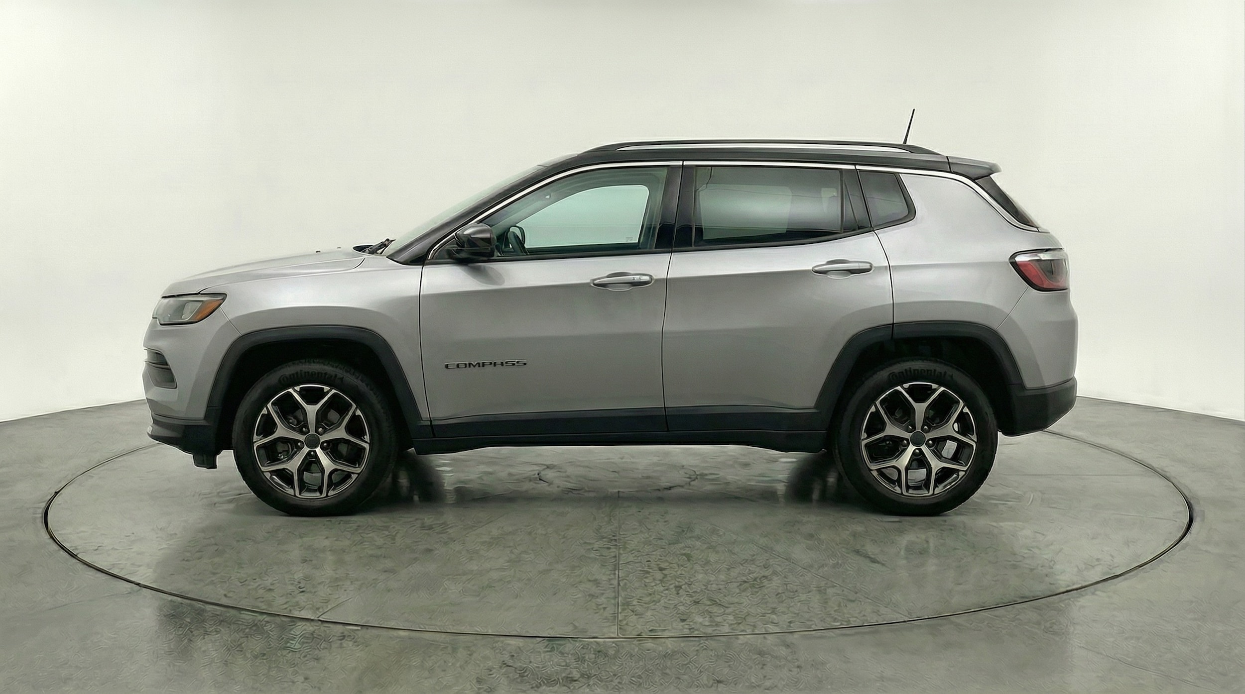 Thumbnail: 2025 Jeep Compass - 4