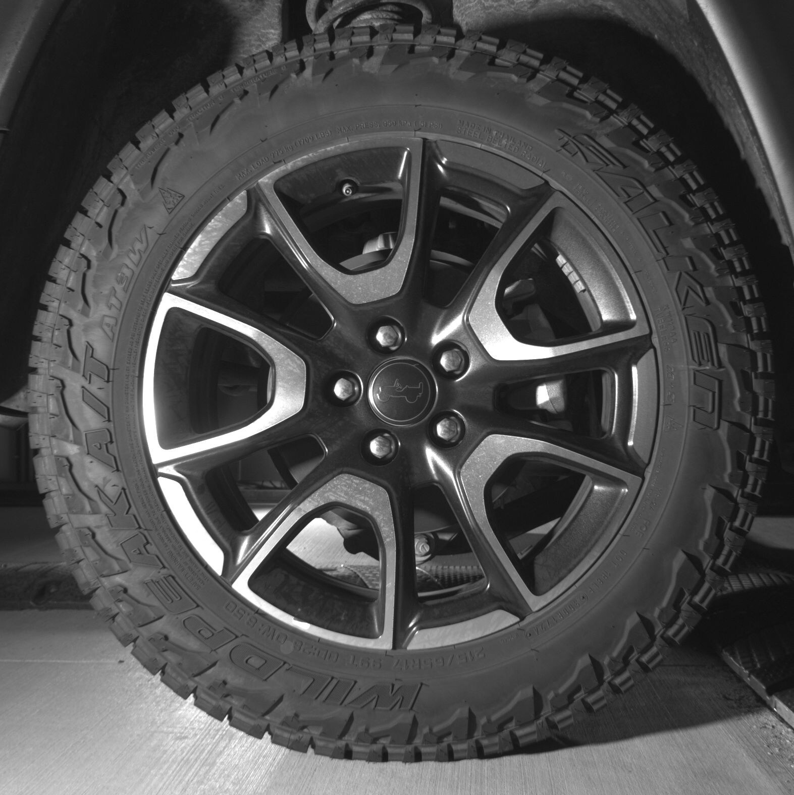 Thumbnail: 2025 Jeep Compass - 12