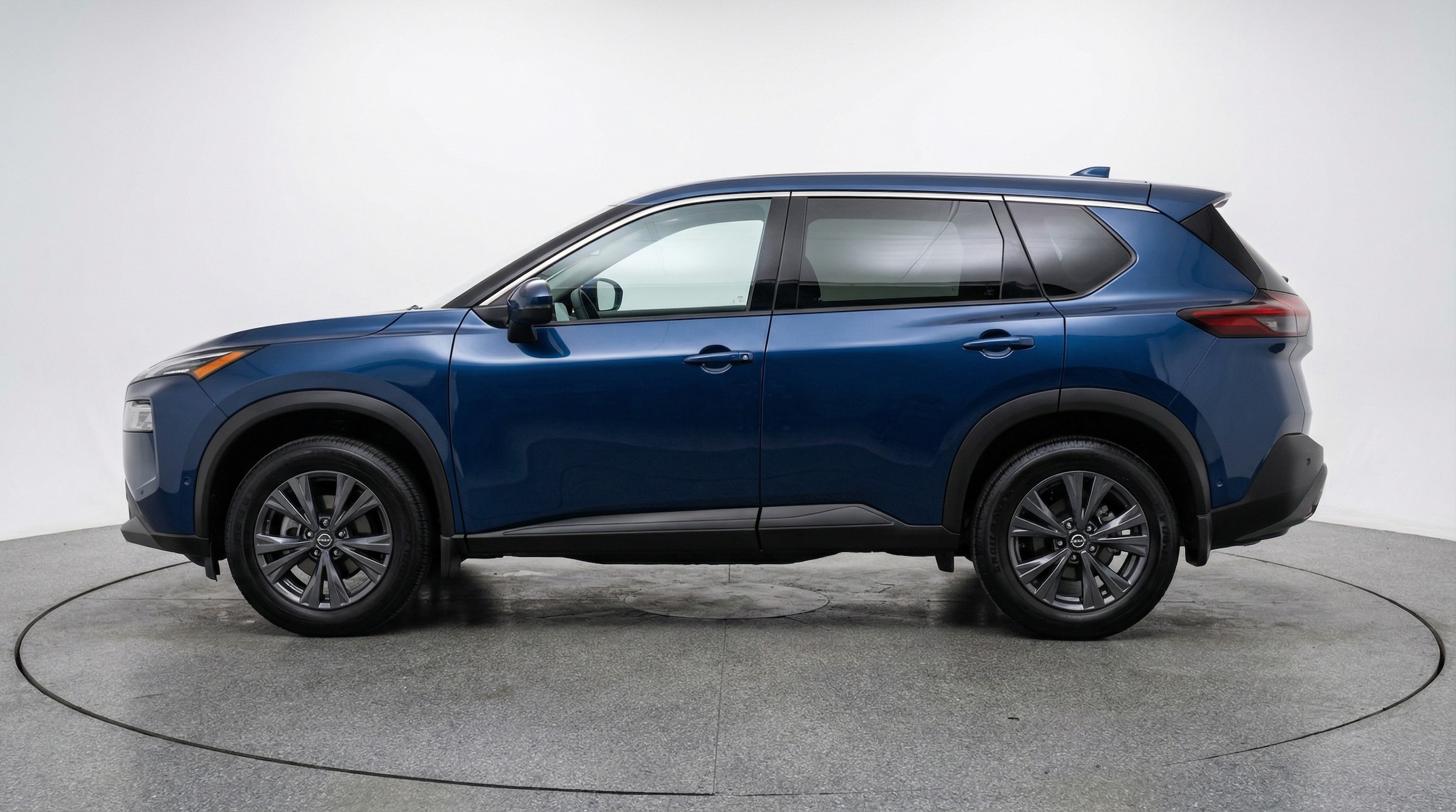 Thumbnail: 2025 Nissan Rogue - 4