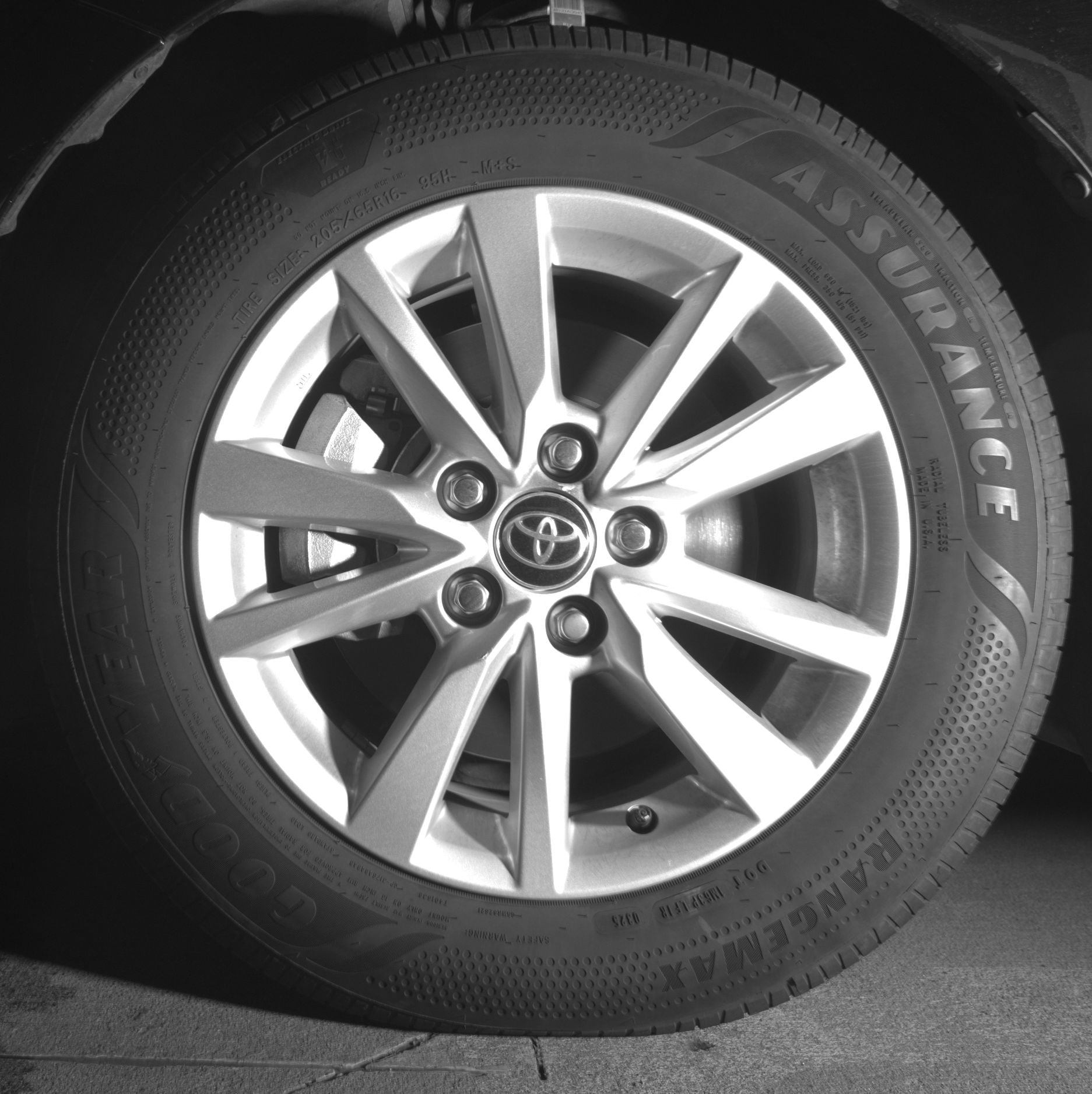 Thumbnail: 2025 Toyota Camry - 9