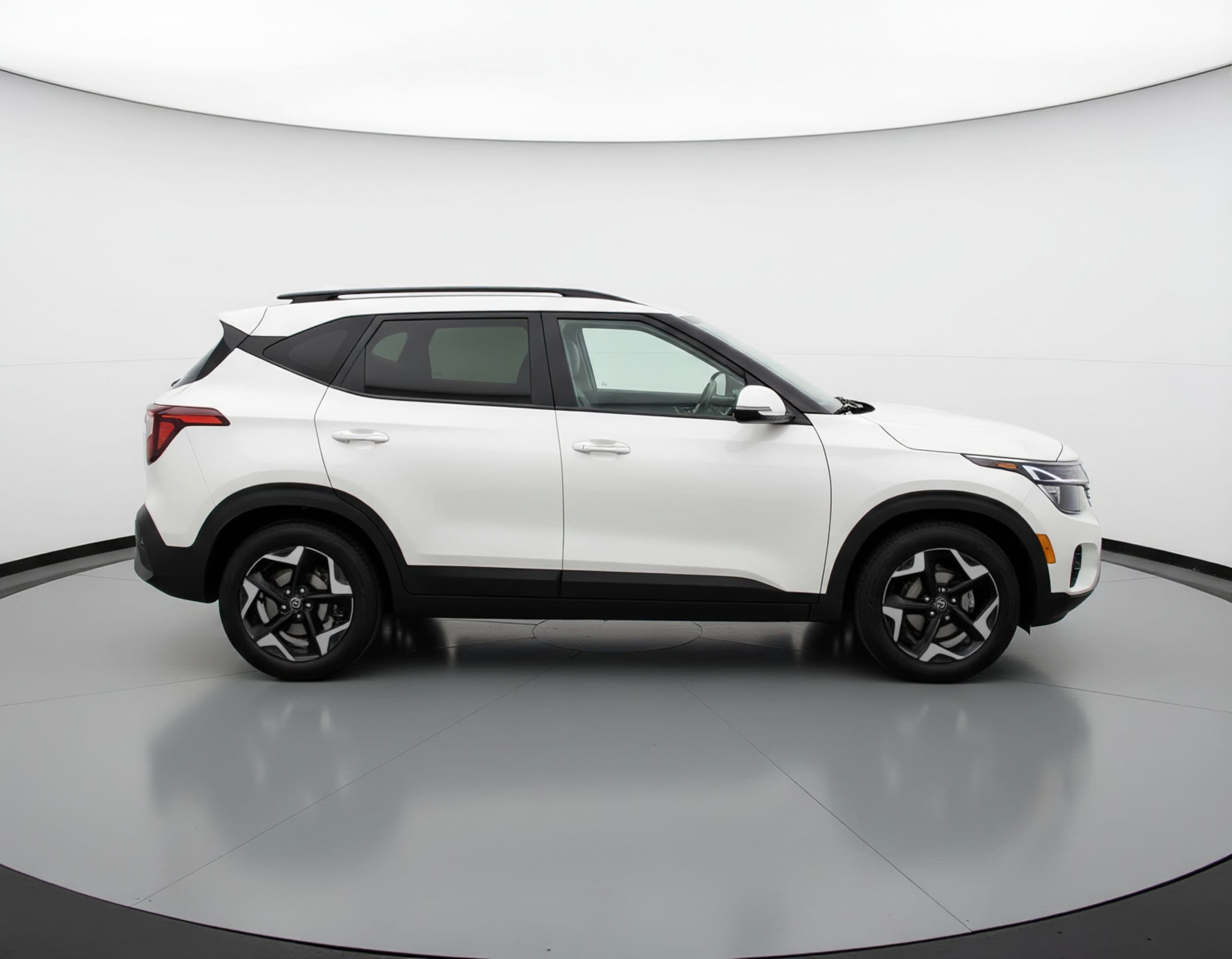 Thumbnail: 2025 Kia Seltos - 8