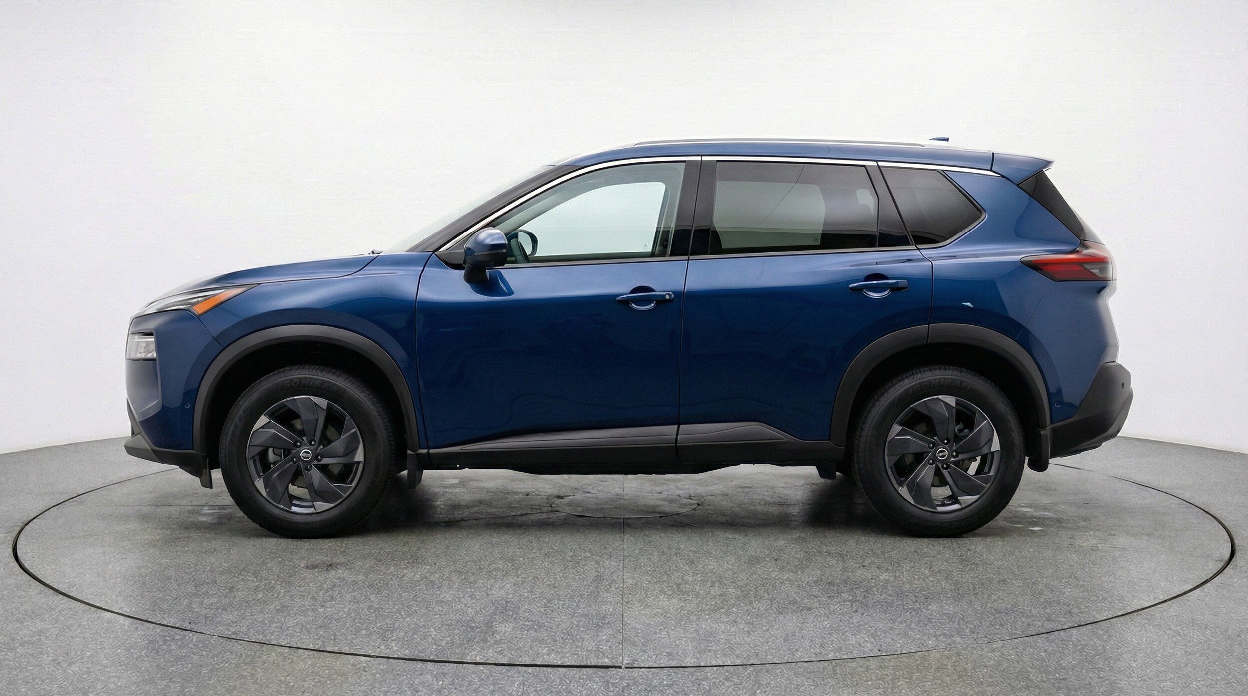 Thumbnail: 2025 Nissan Rogue - 5