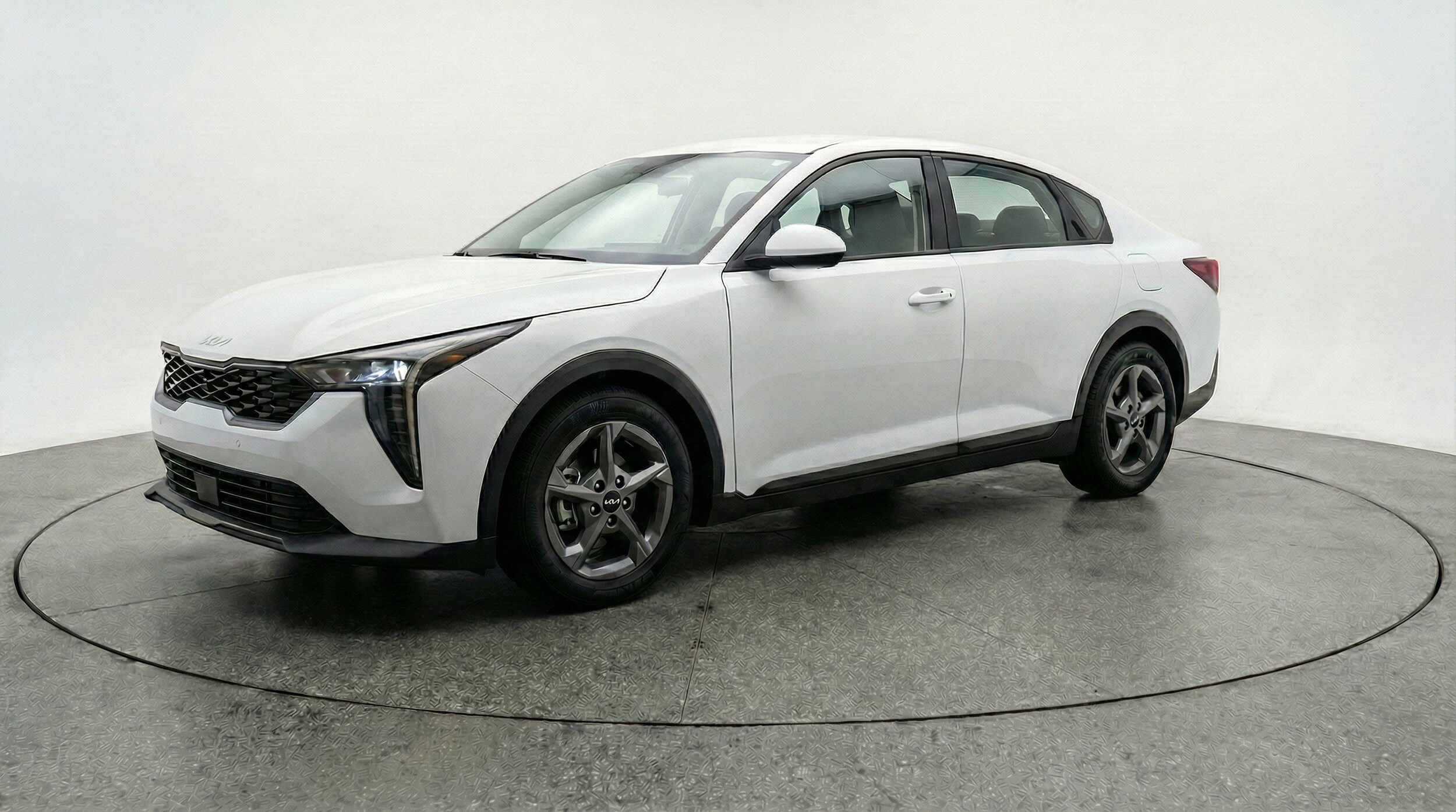 Thumbnail: 2025 Kia K4 - 3