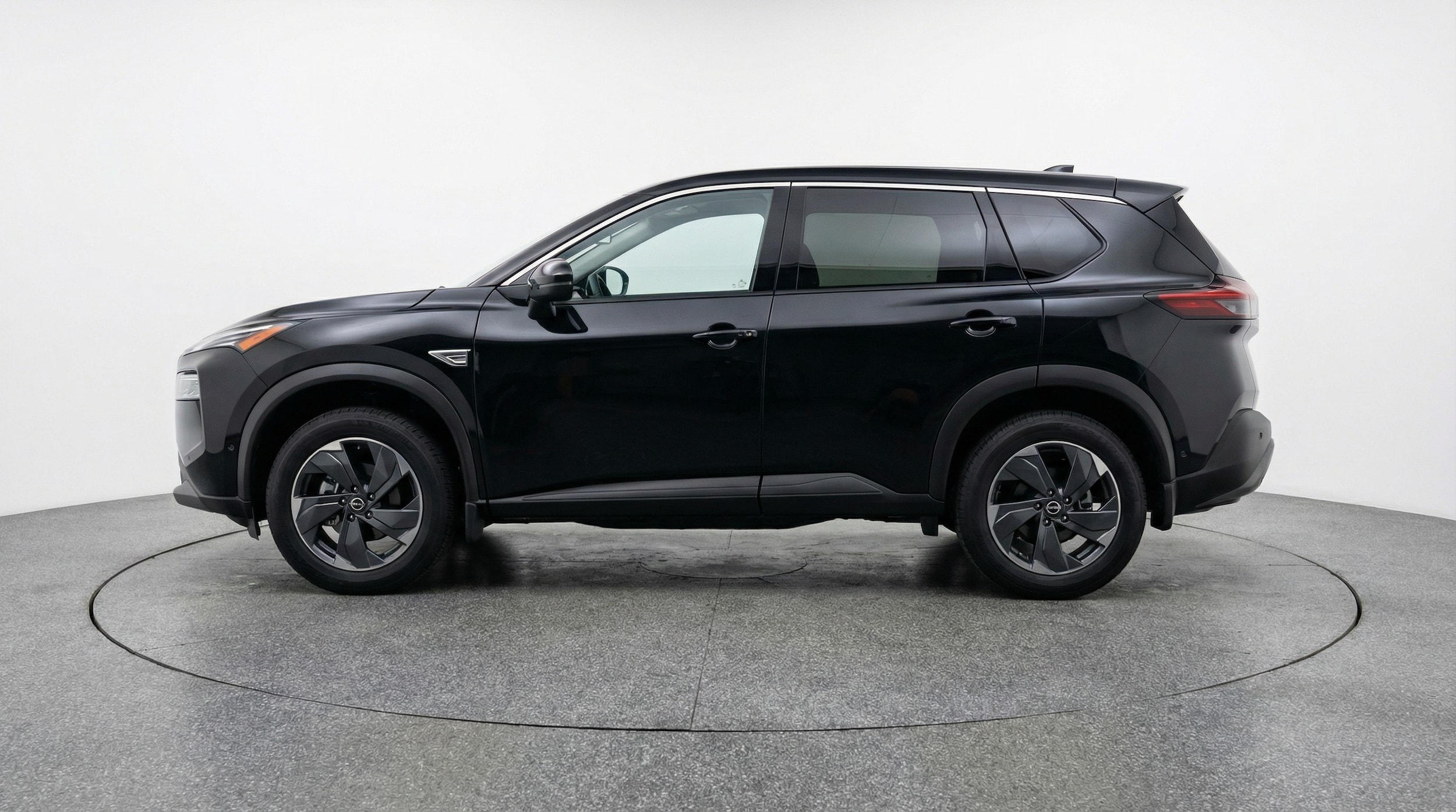 Thumbnail: 2025 Nissan Rogue - 4