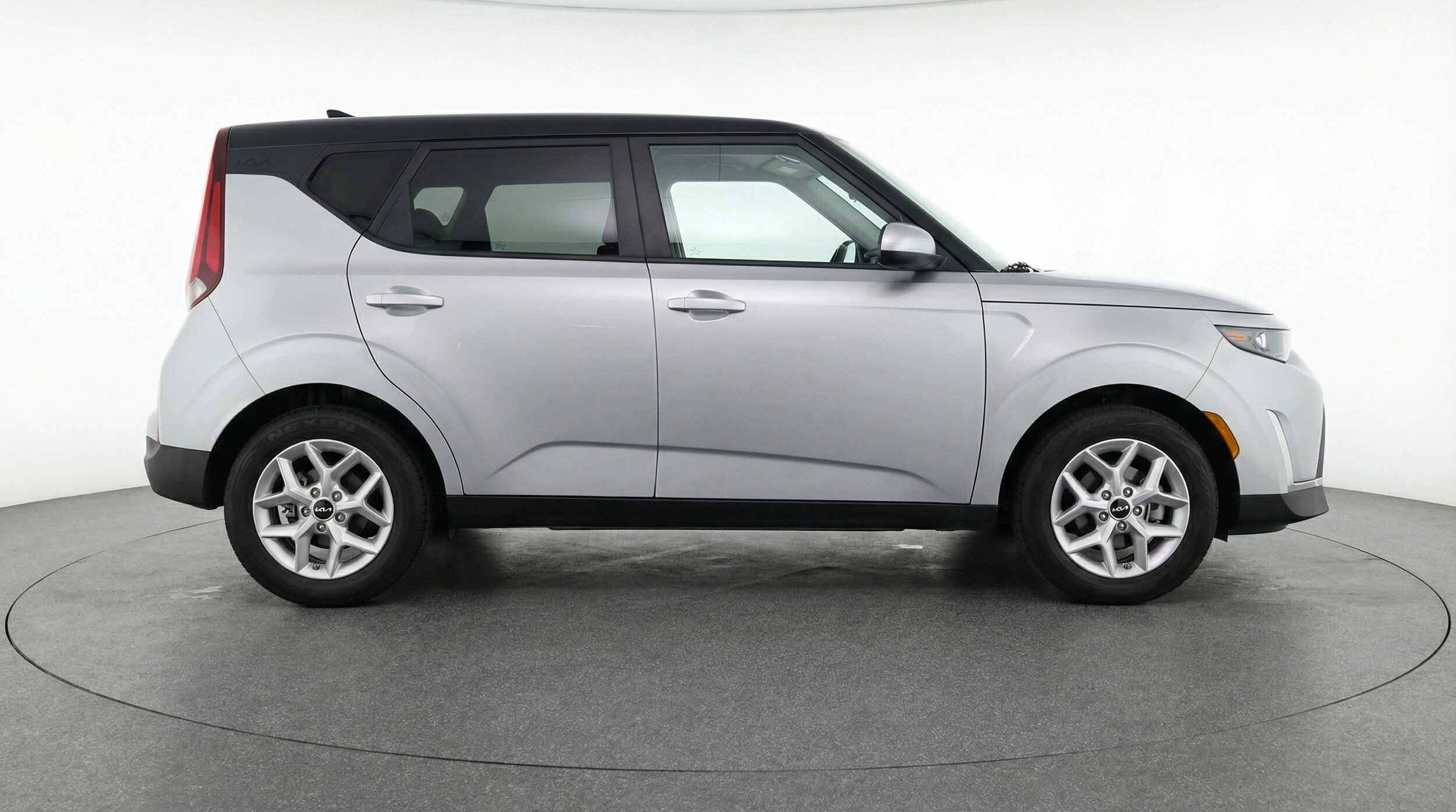 Thumbnail: 2025 Kia Soul - 8