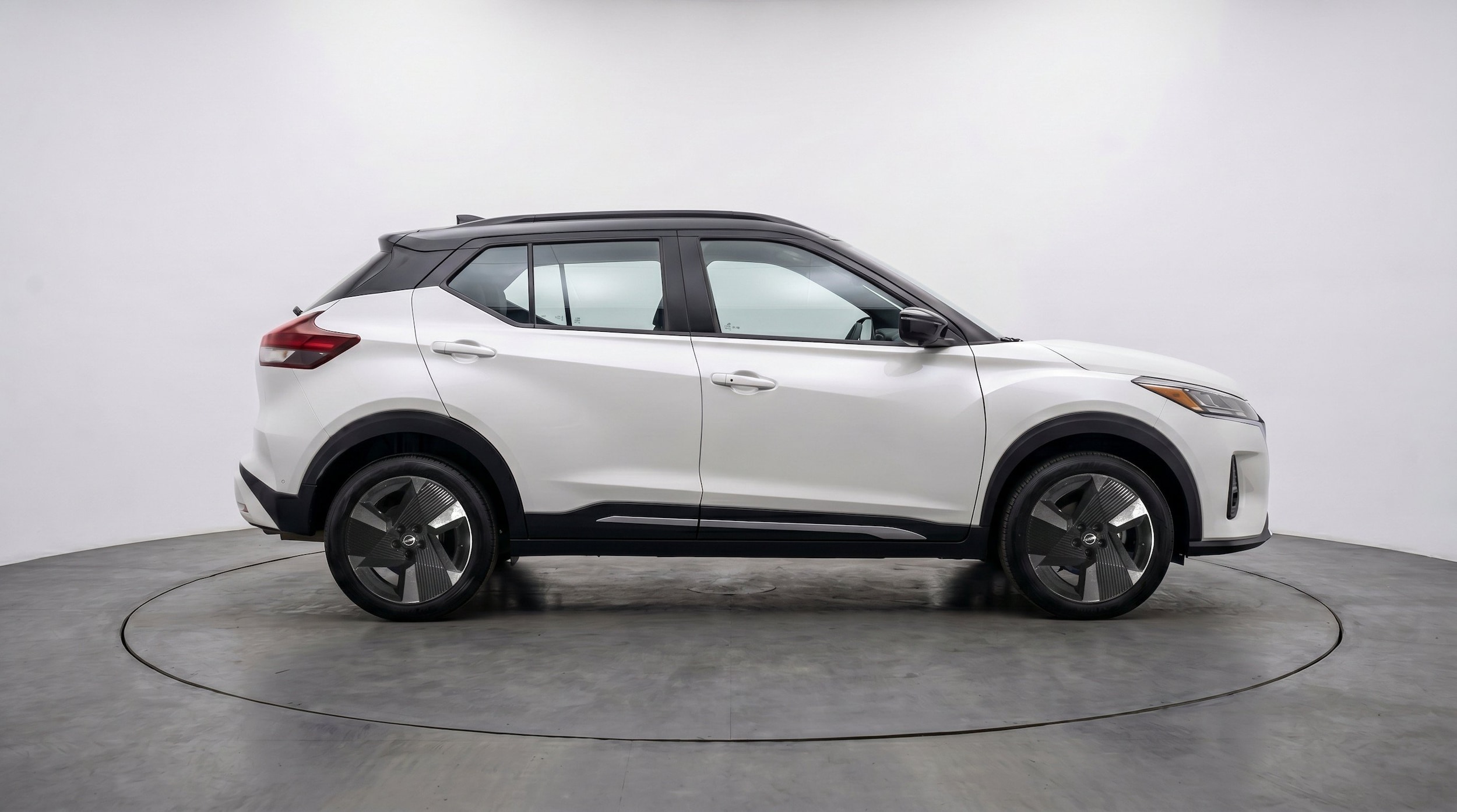 Thumbnail: 2026 Nissan Kicks - 11