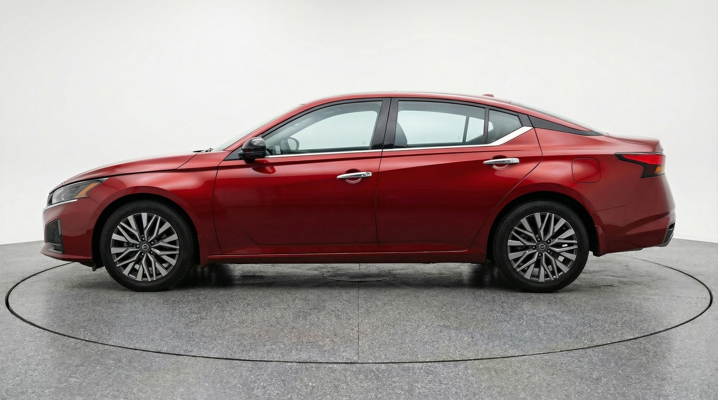 Thumbnail: 2025 Nissan Altima - 4