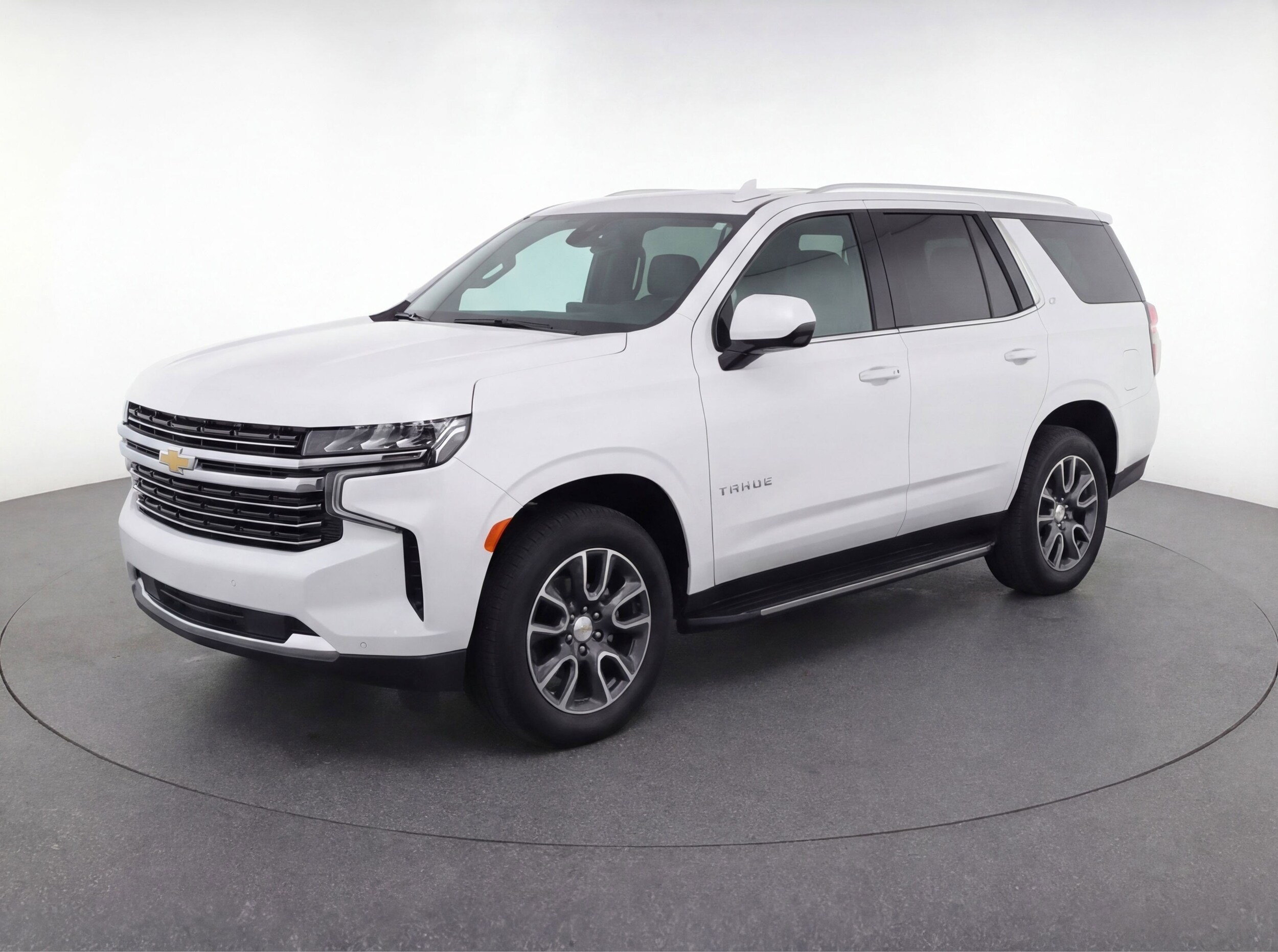 Thumbnail: 2024 Chevrolet Tahoe - 3