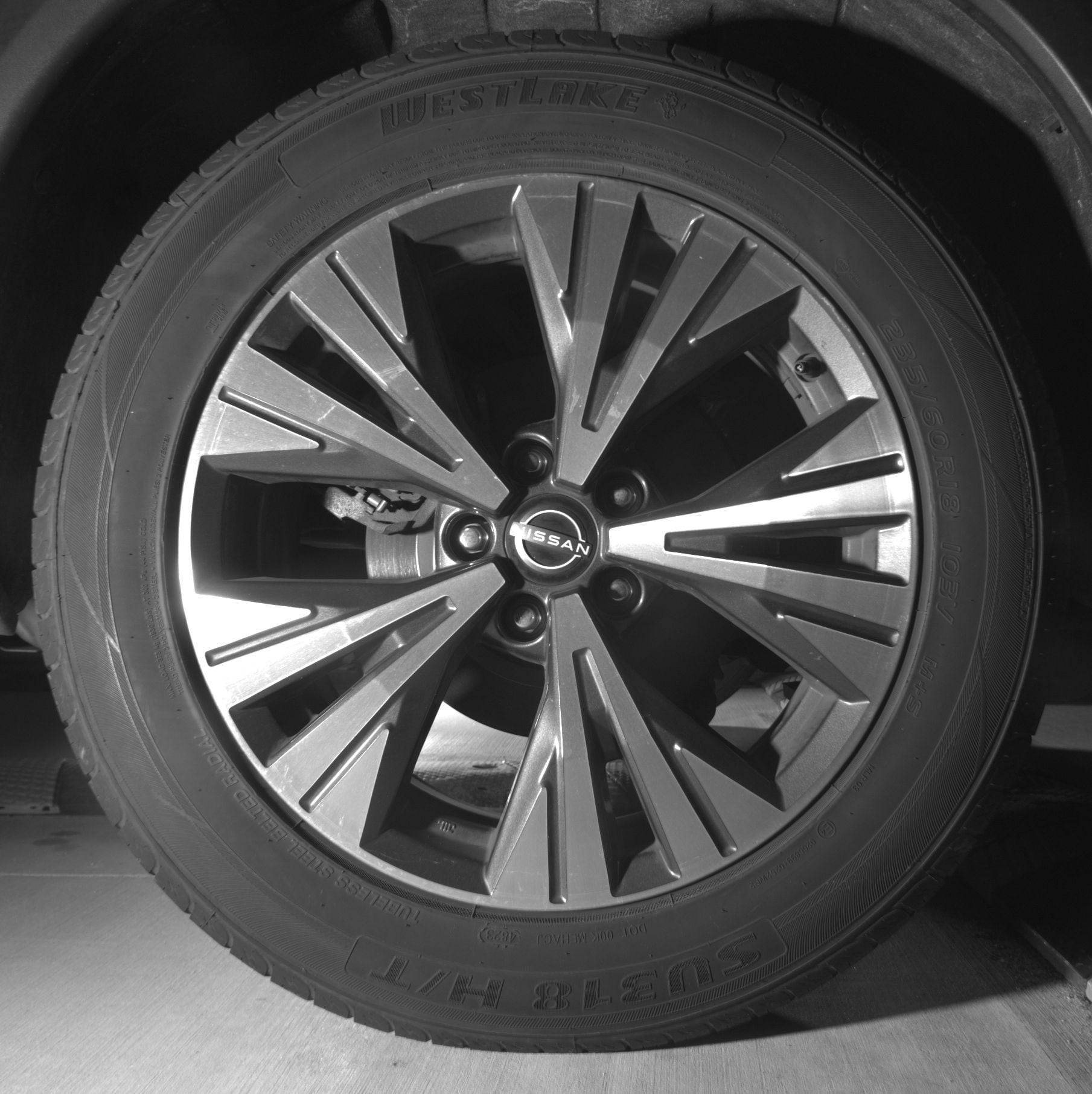 Thumbnail: 2023 Nissan Rogue - 12