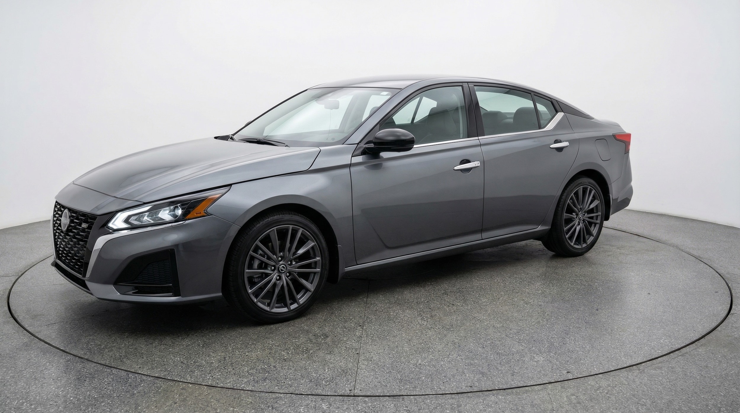 Thumbnail: 2025 Nissan Altima - 3