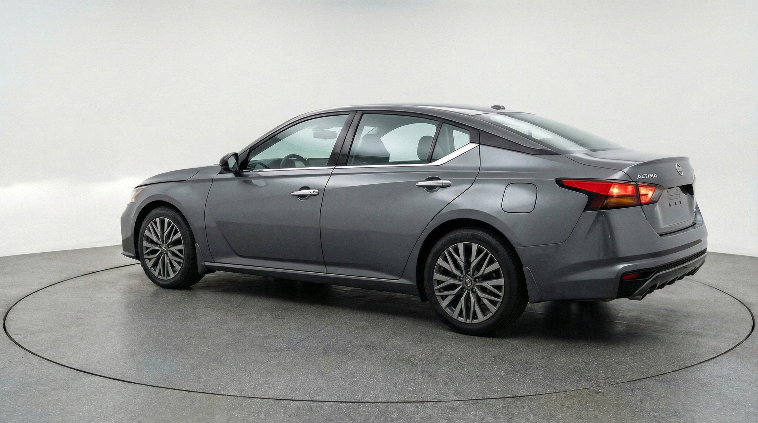 Thumbnail: 2025 Nissan Altima - 6