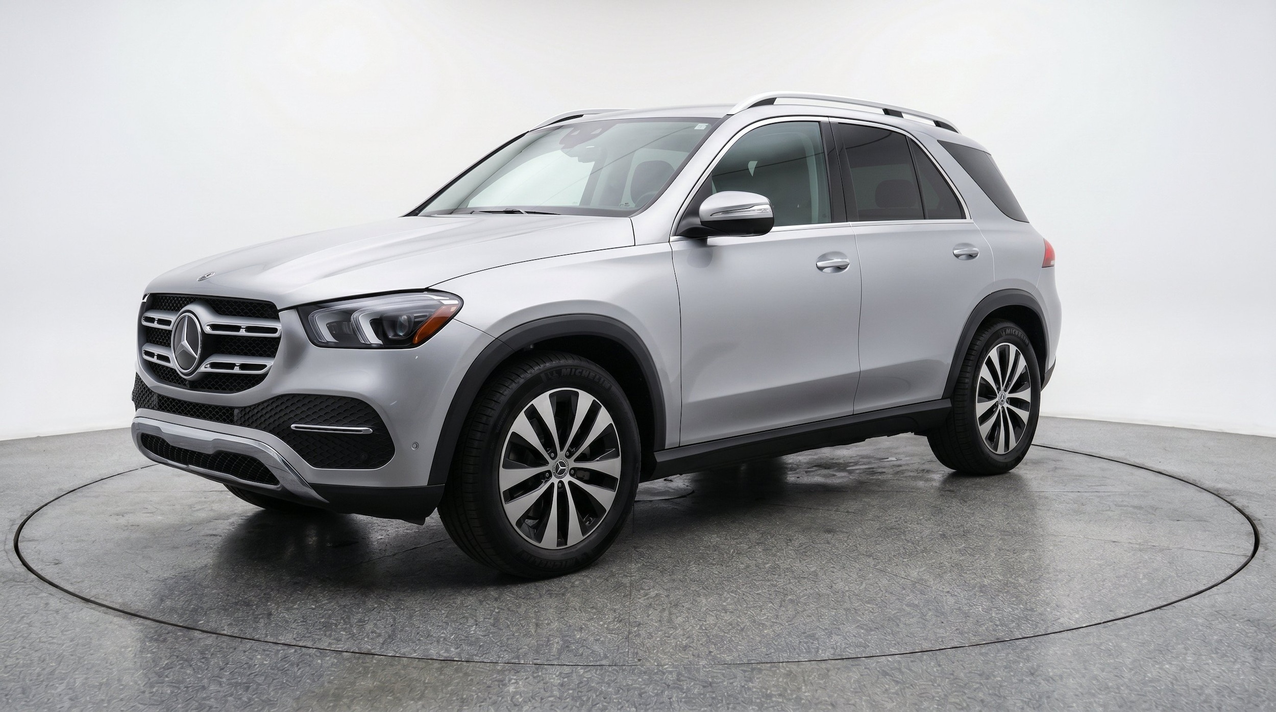 Thumbnail: 2026 Mercedes-Benz GLE - 3