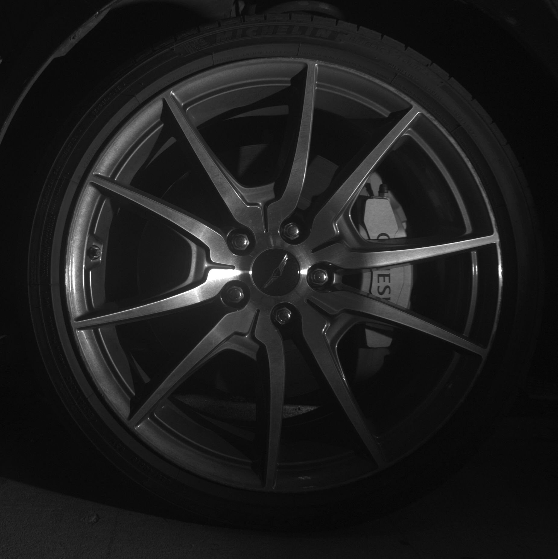 Thumbnail: 2025 Genesis G70 - 12