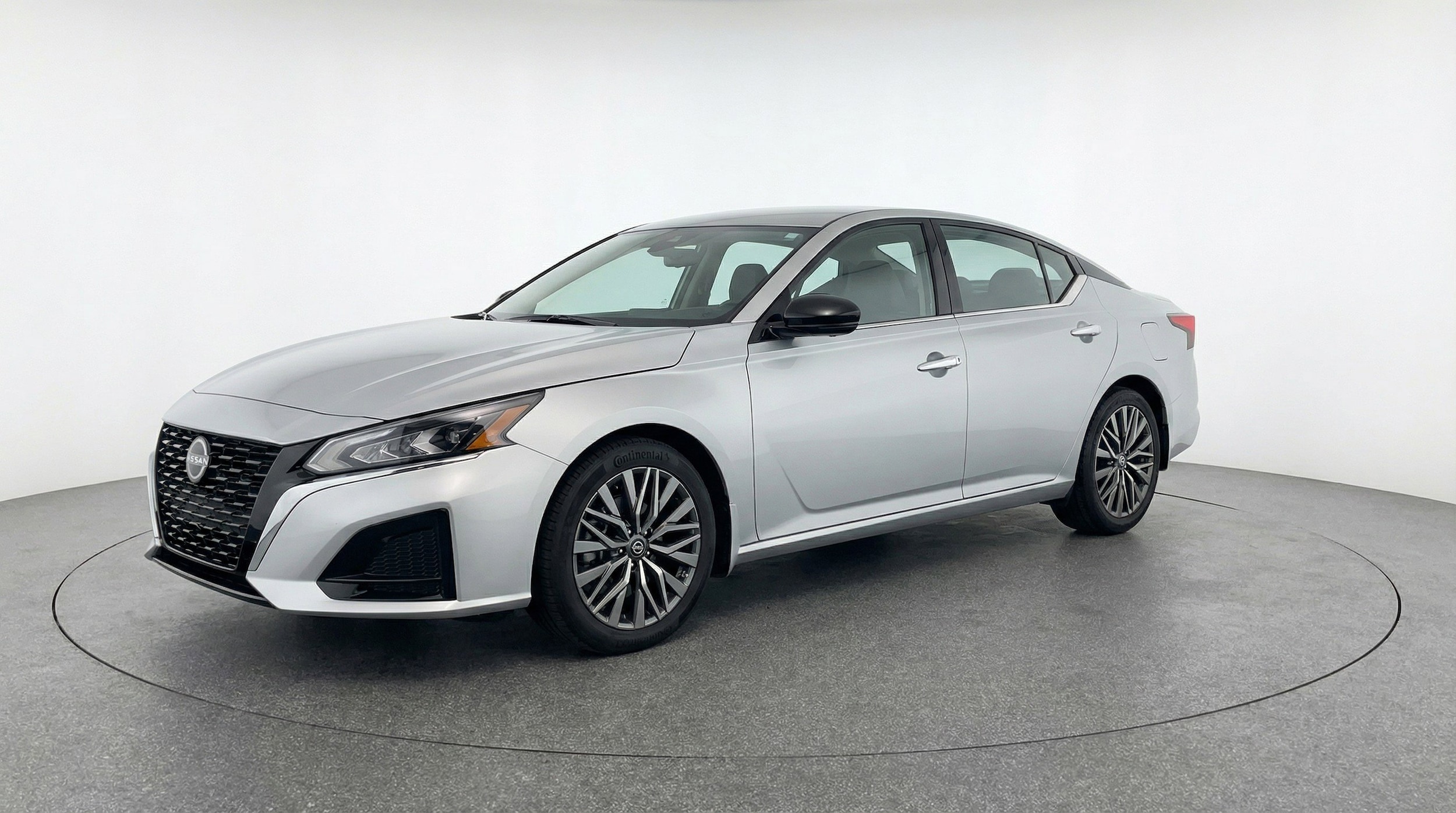 Thumbnail: 2025 Nissan Altima - 3