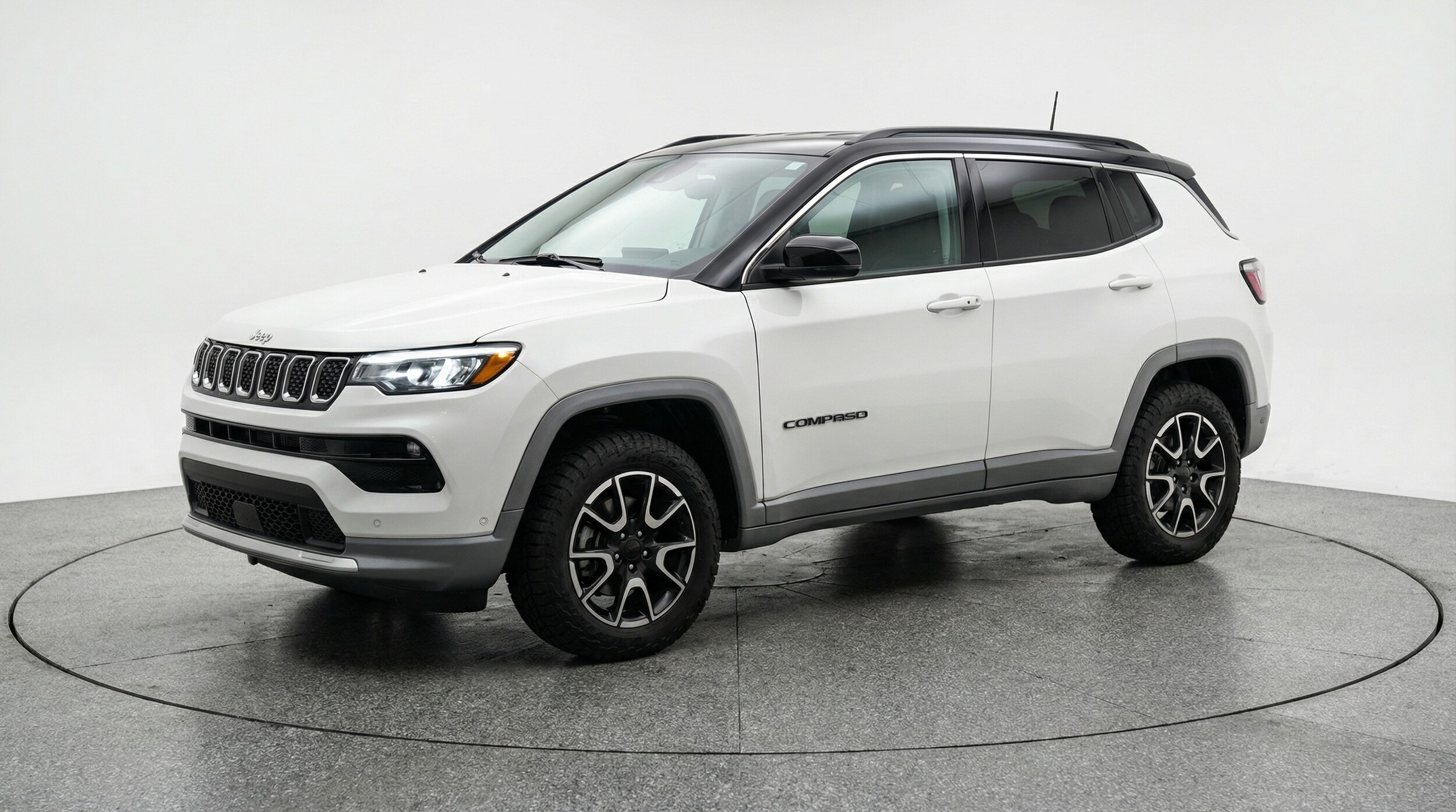 Thumbnail: 2025 Jeep Compass - 3