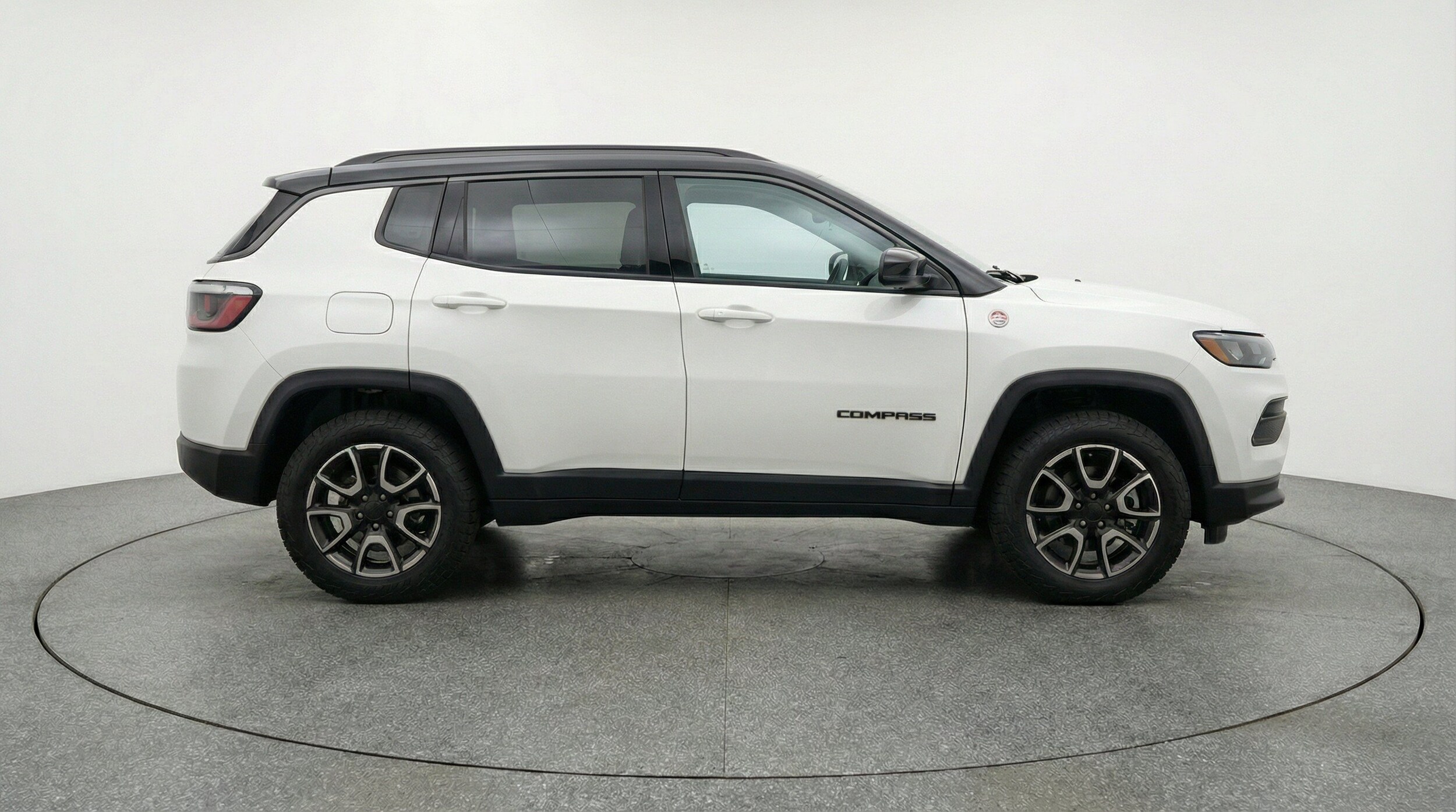 Thumbnail: 2025 Jeep Compass - 10