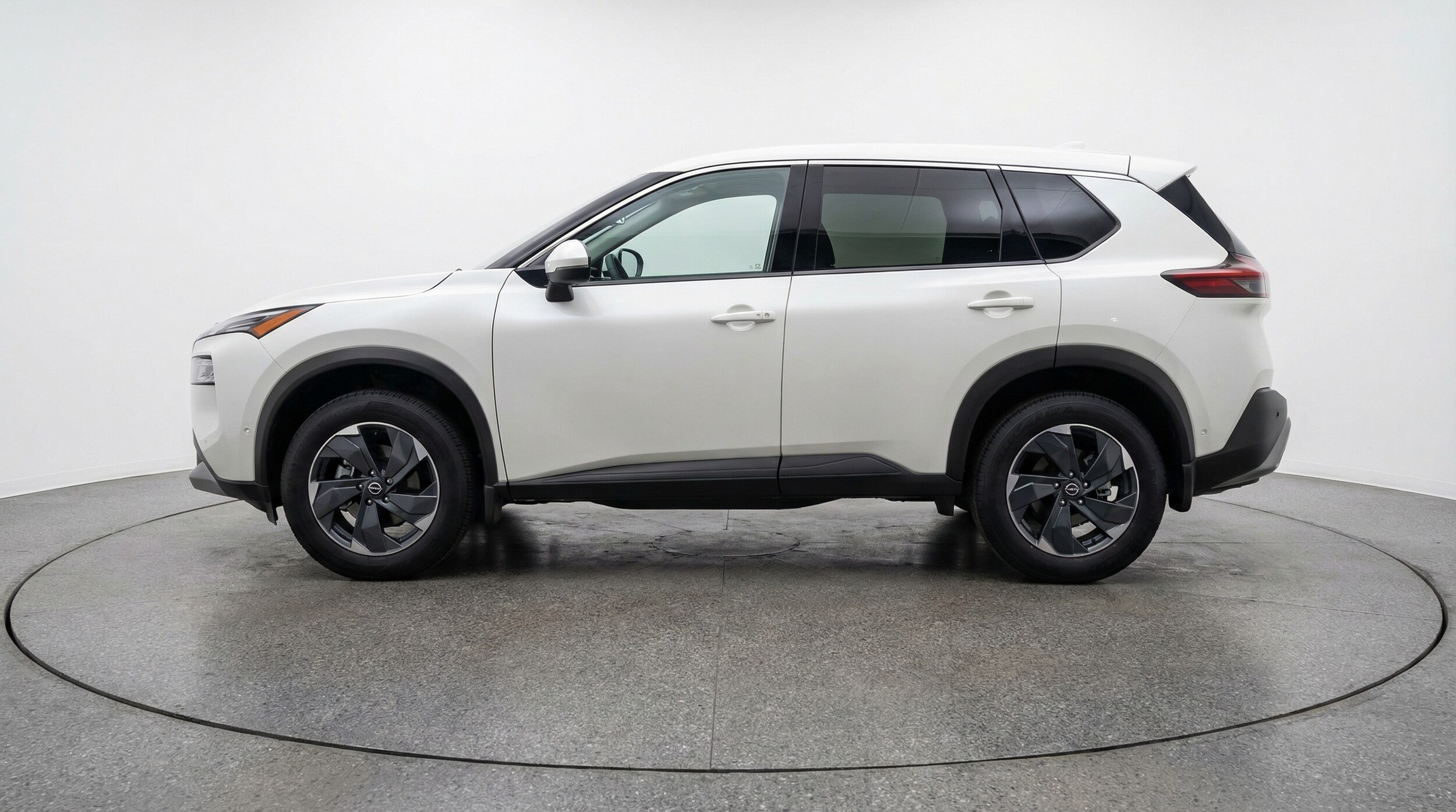 Thumbnail: 2025 Nissan Rogue - 4