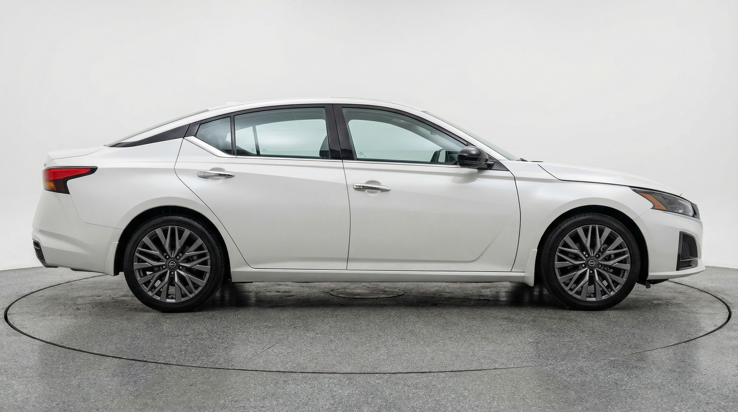 Thumbnail: 2025 Nissan Altima - 8