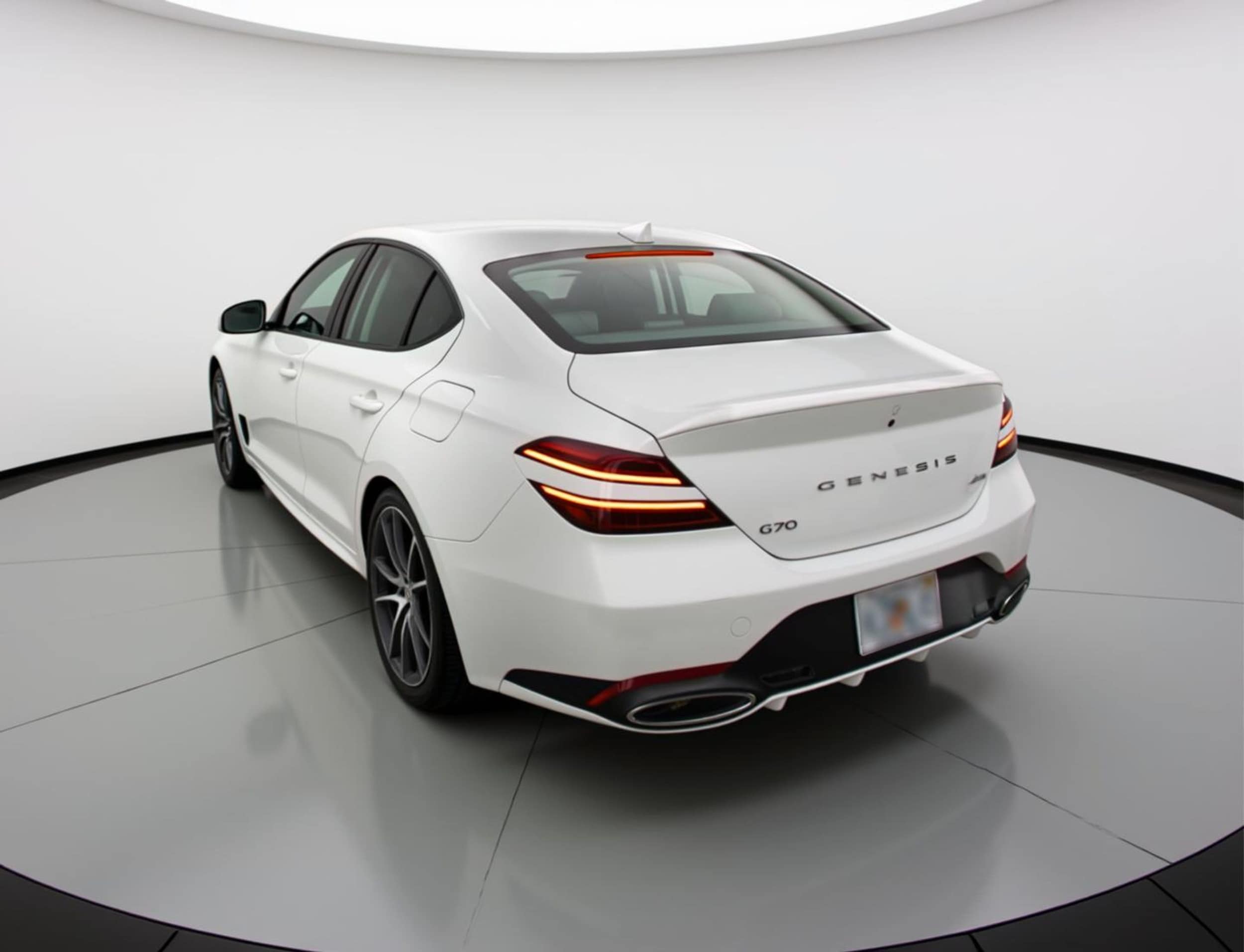 Thumbnail: 2025 Genesis G70 - 5