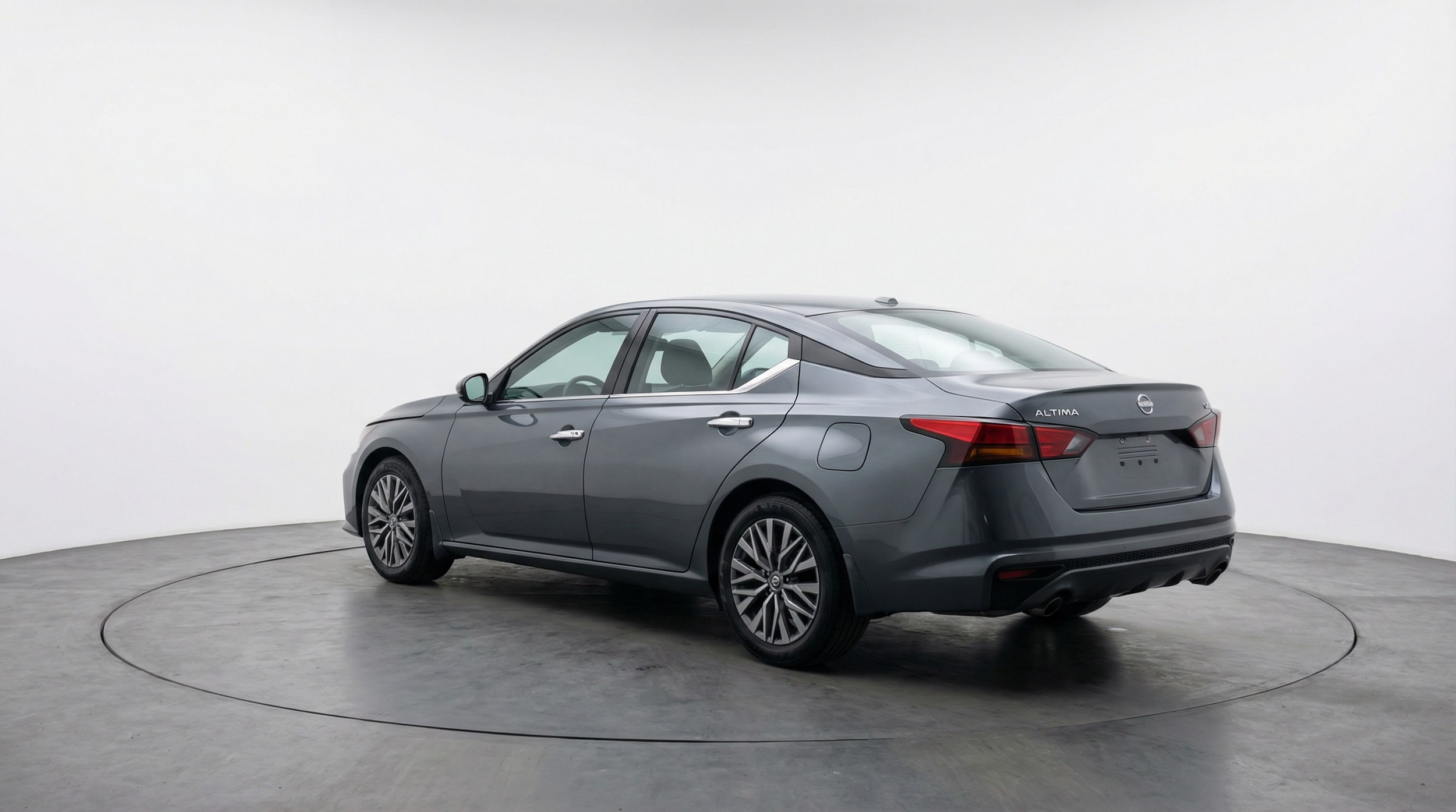 Thumbnail: 2025 Nissan Altima - 5