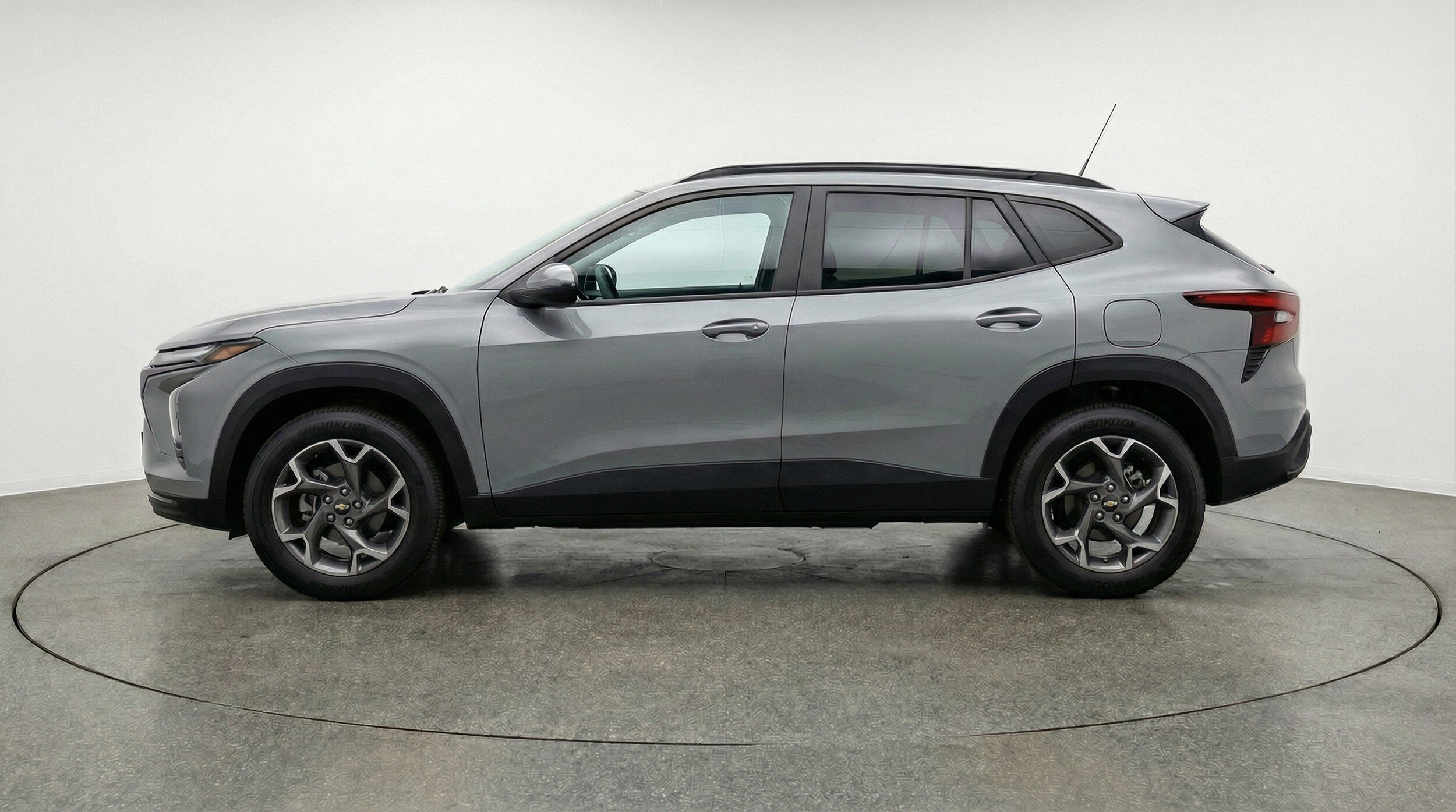 Thumbnail: 2025 Chevrolet Trax - 5