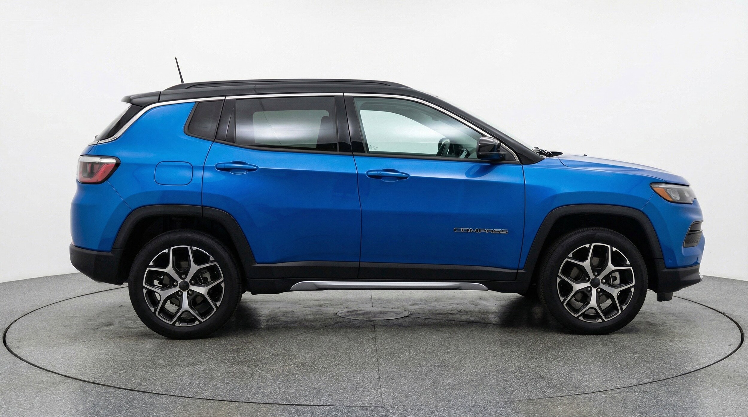 Thumbnail: 2025 Jeep Compass - 11
