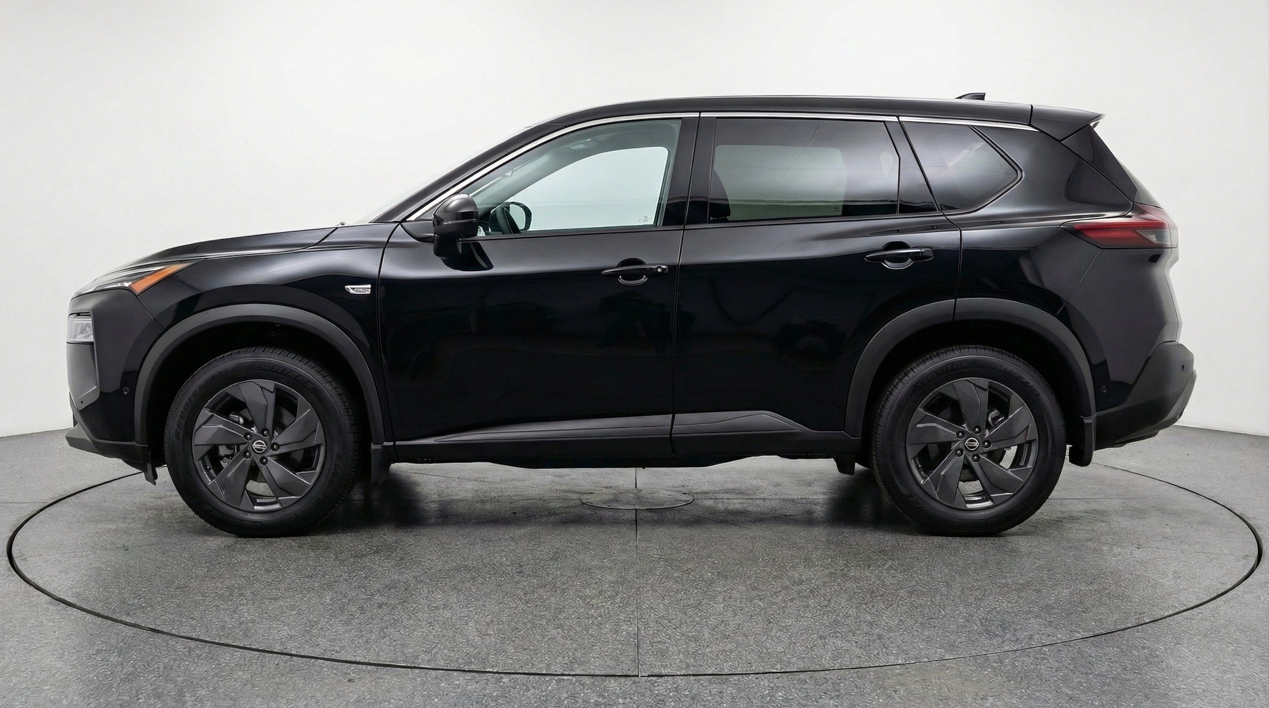 Thumbnail: 2025 Nissan Rogue - 5