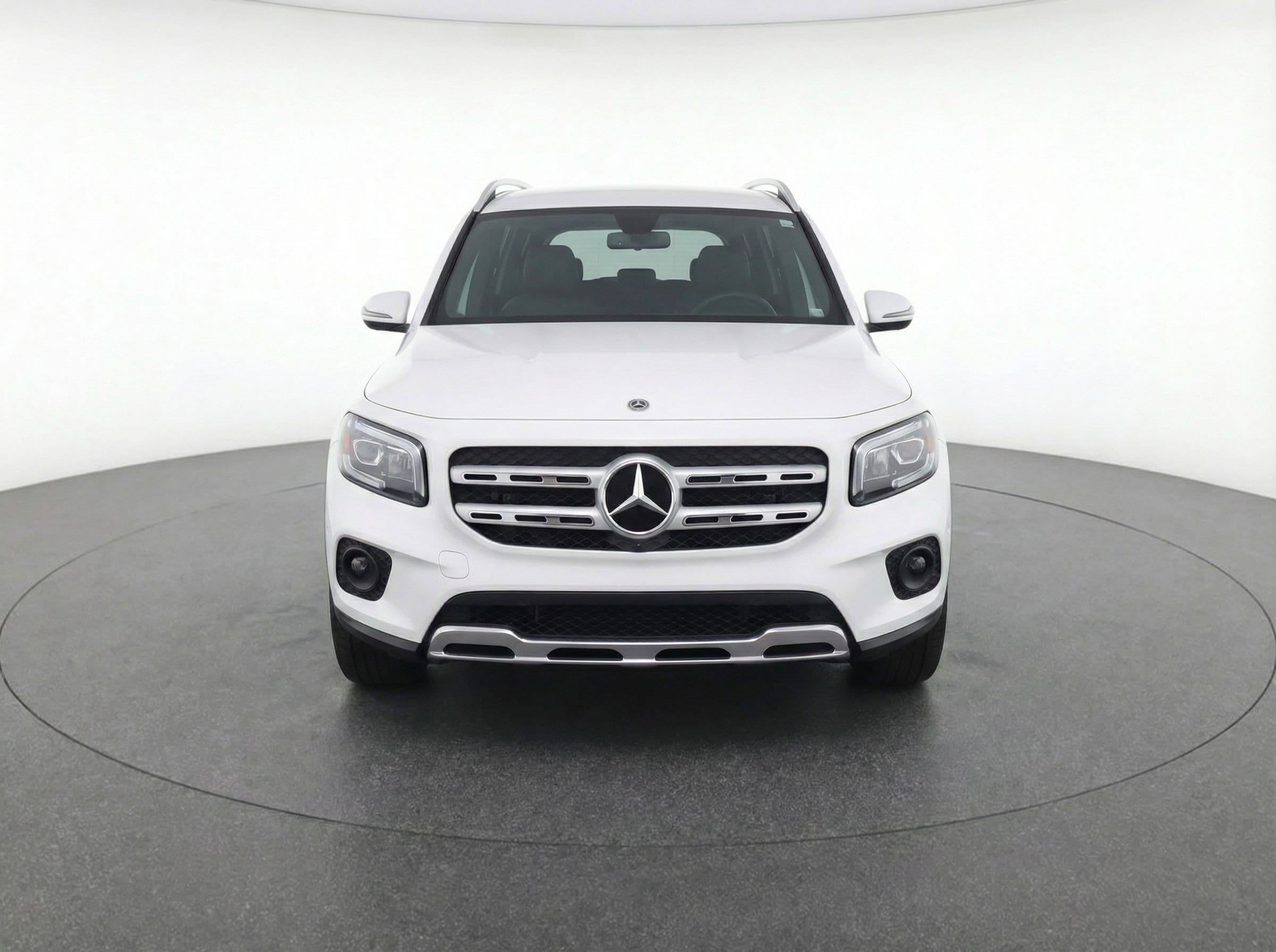 Thumbnail: 2025 Mercedes-Benz GLB - 2