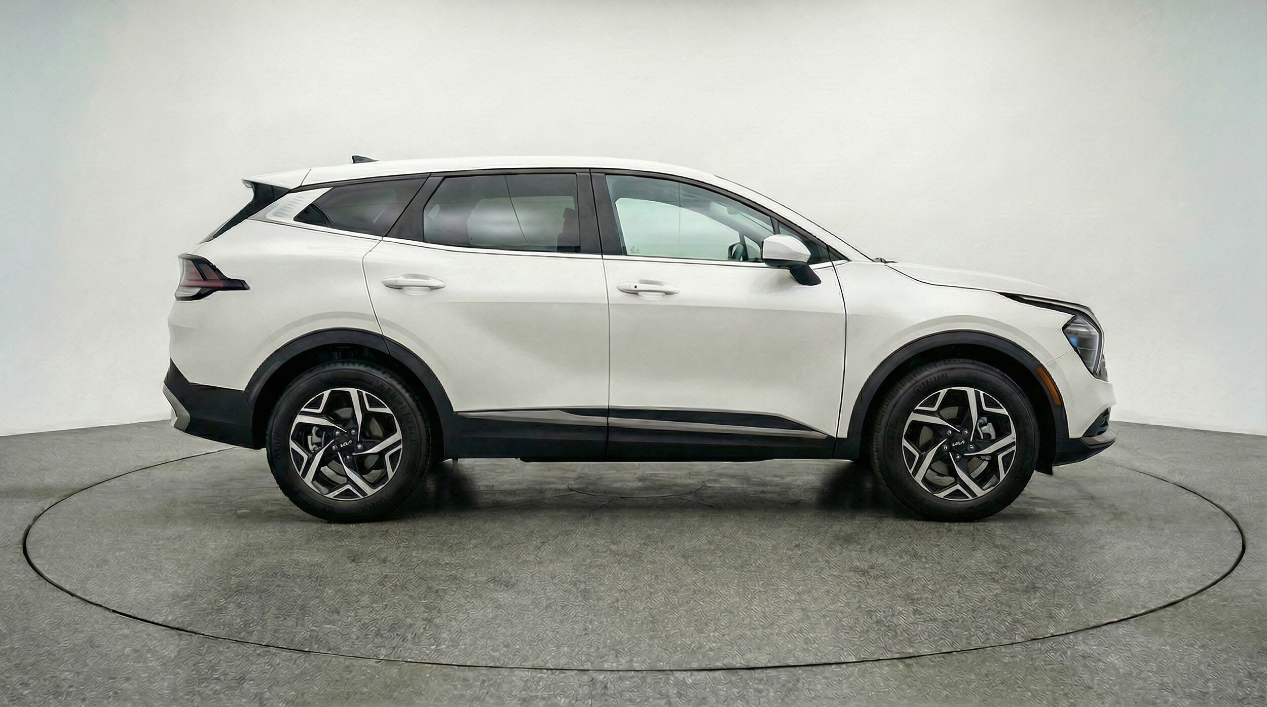 Thumbnail: 2025 Kia Sportage - 11