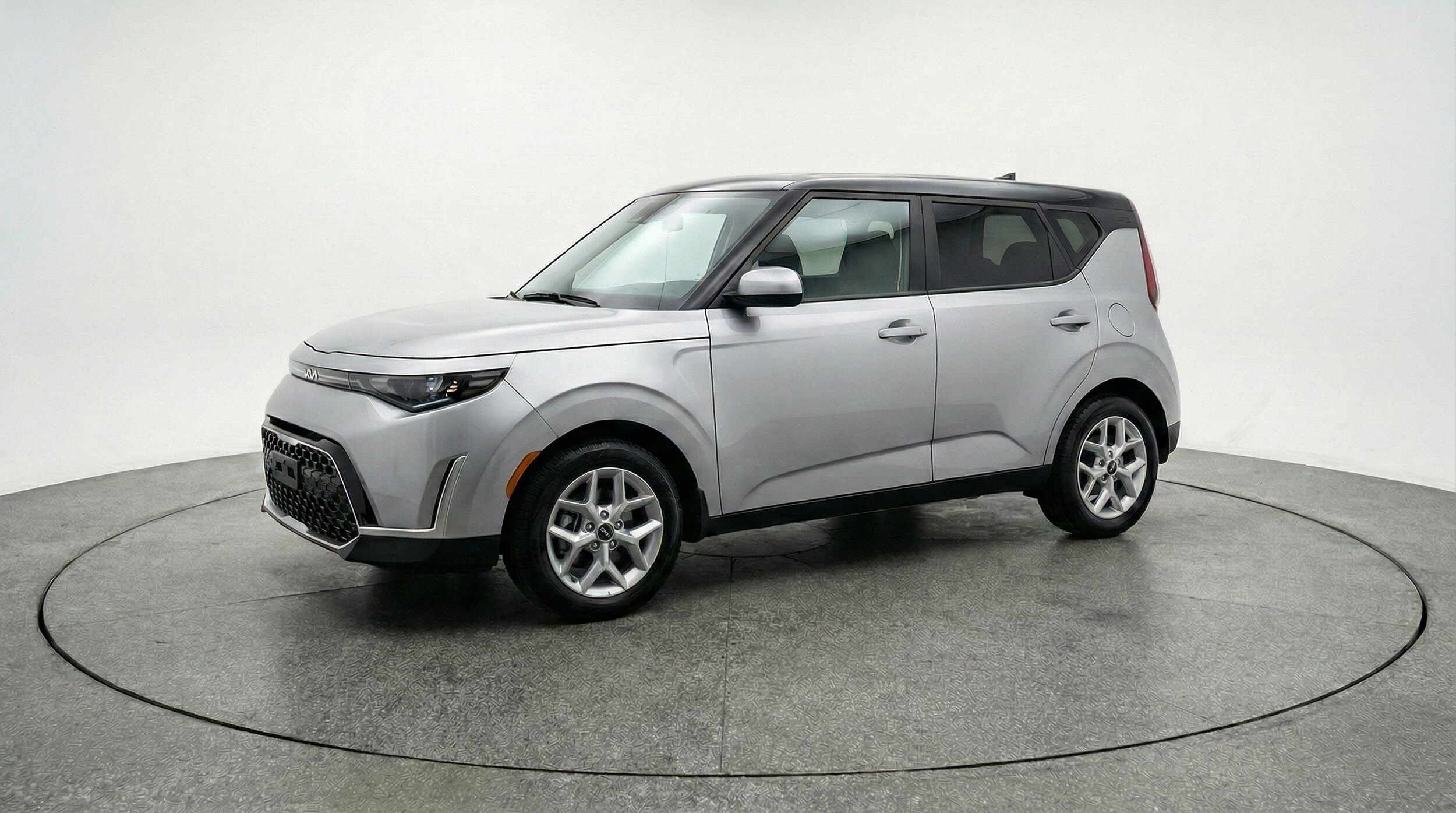 Thumbnail: 2025 Kia Soul - 3
