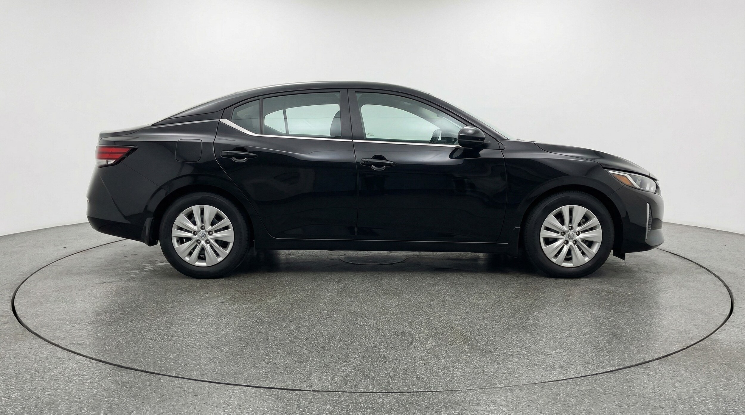 Thumbnail: 2025 Nissan Sentra - 8