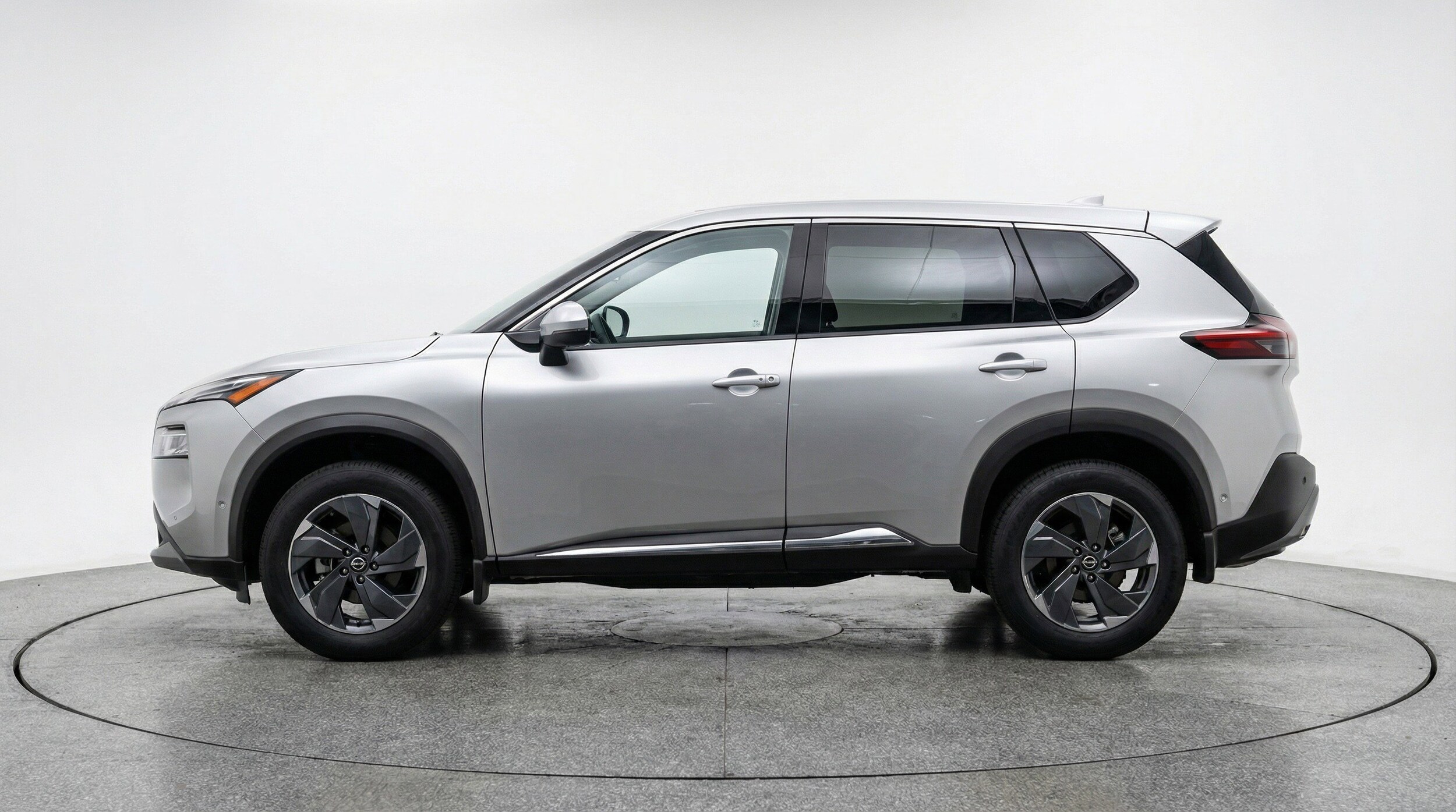 Thumbnail: 2025 Nissan Rogue - 5